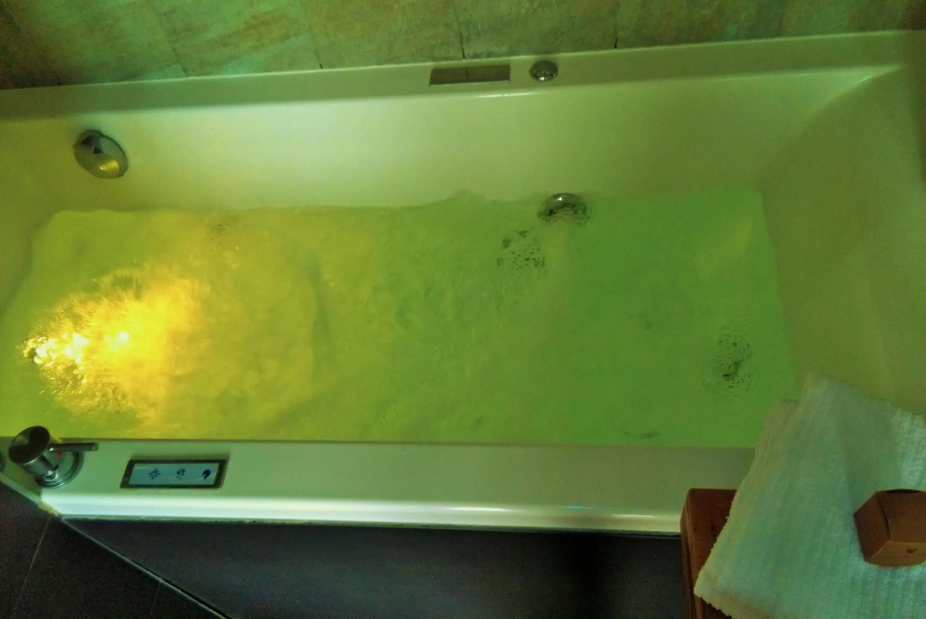 Bath in Biocity