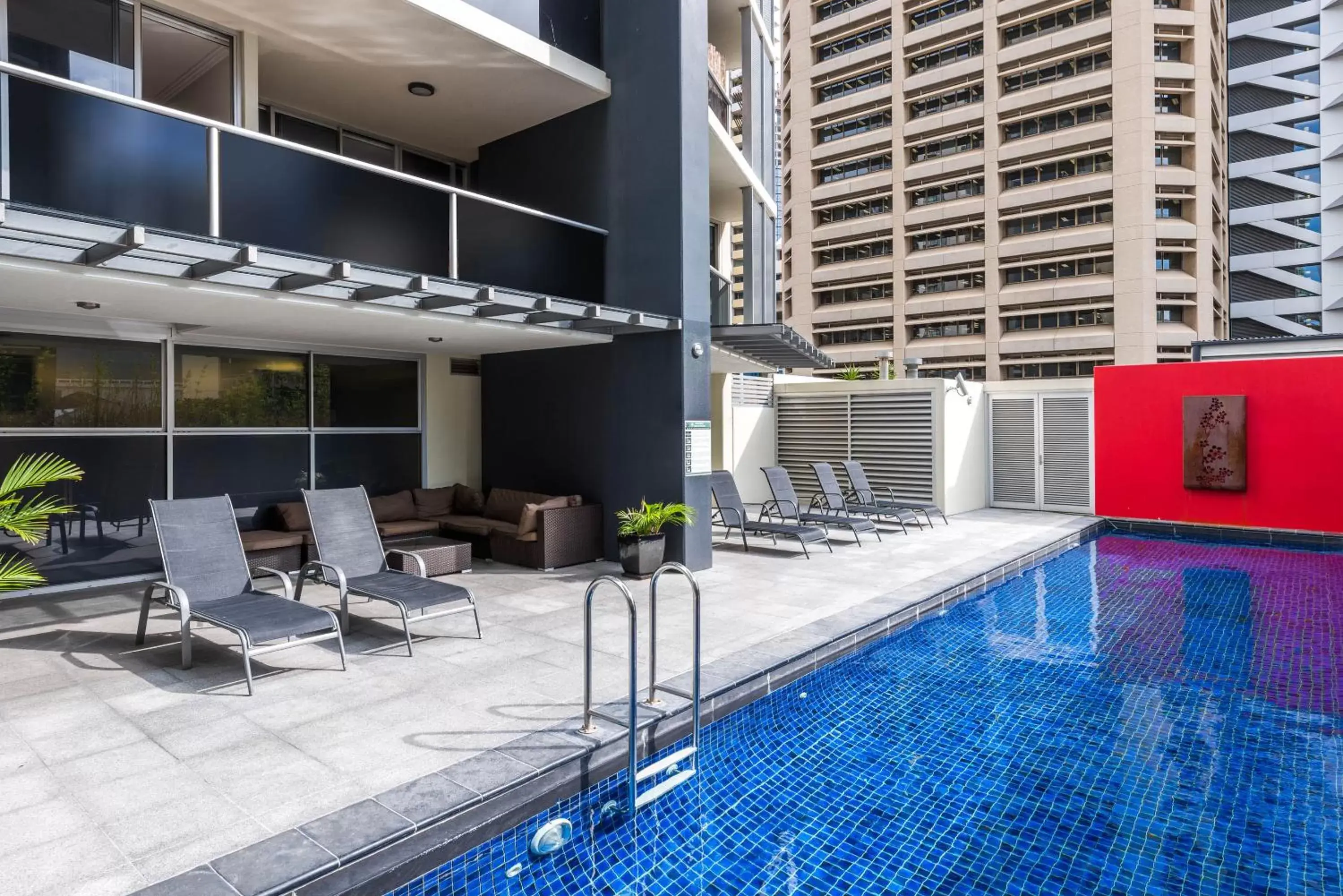 Day in Mantra on Mary Day in Mantra on Mary