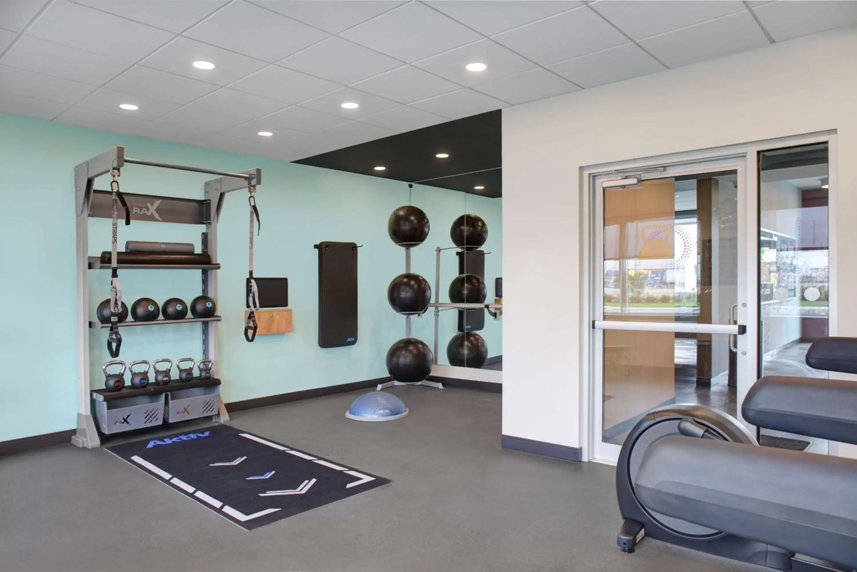 Fitness centre/facilities, Fitness Center/Facilities in Tru By Hilton Toronto Airport West