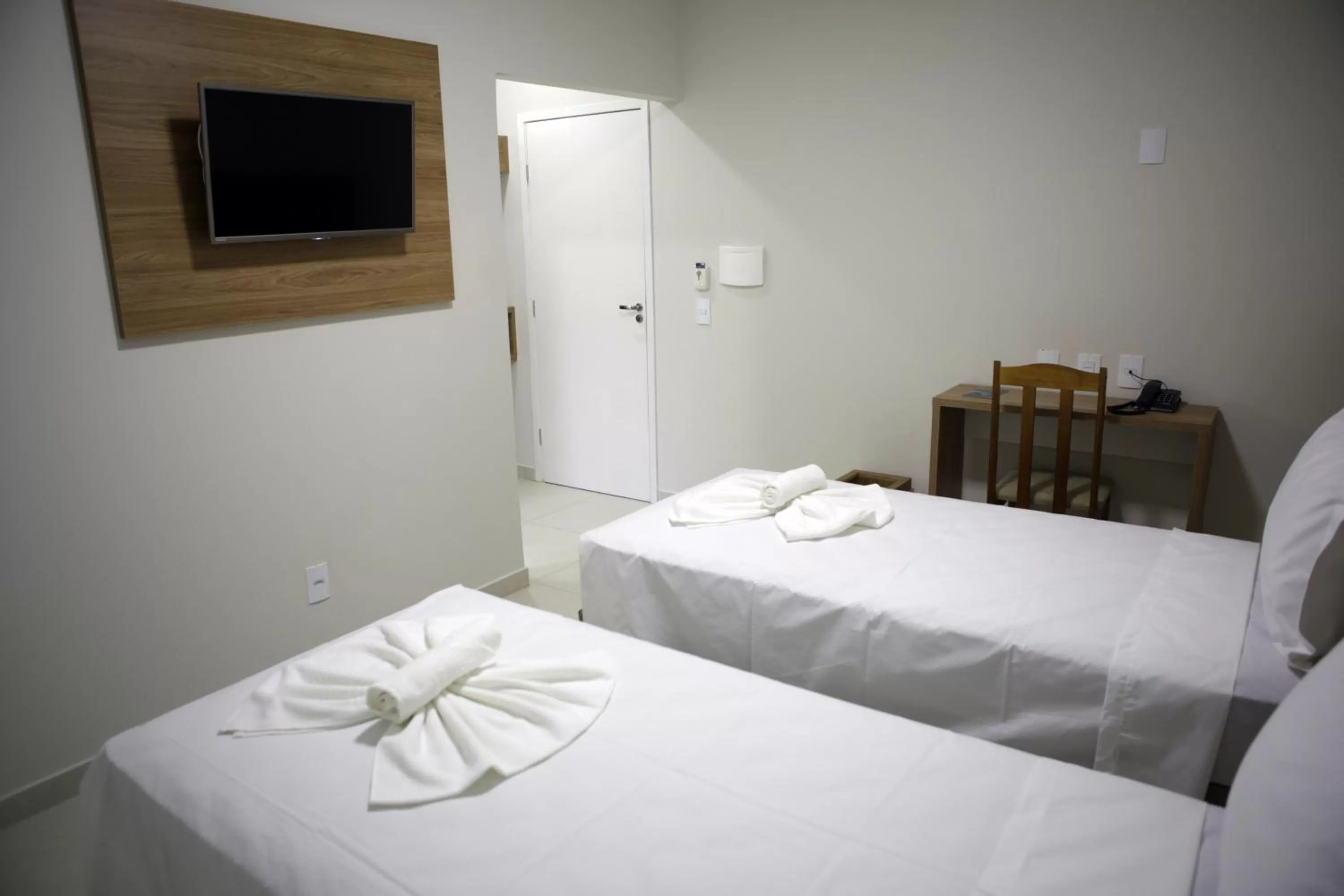 Bed in Regional Plaza Hotel Event Park