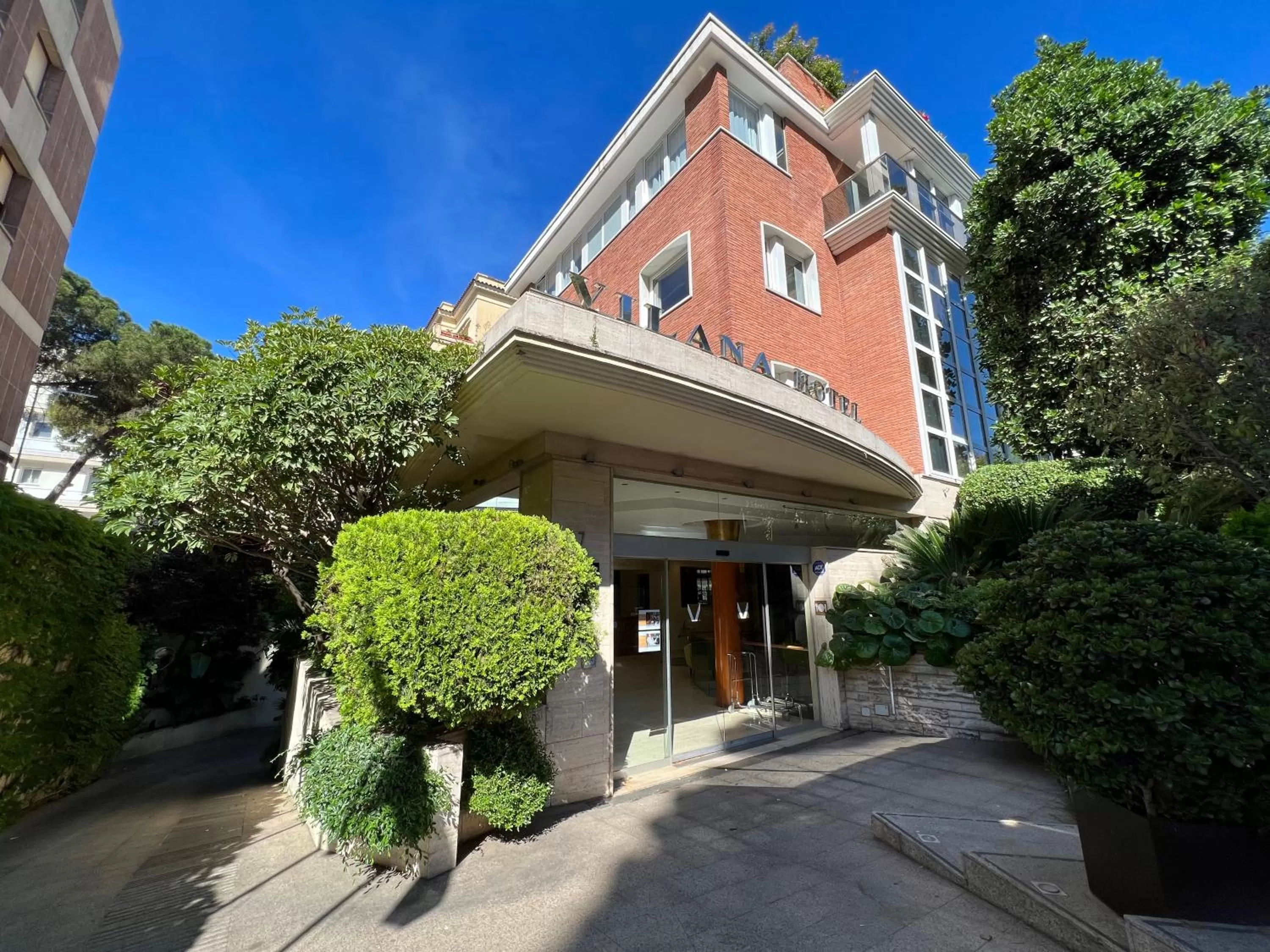 Facade/entrance in Vilana Hotel Boutique