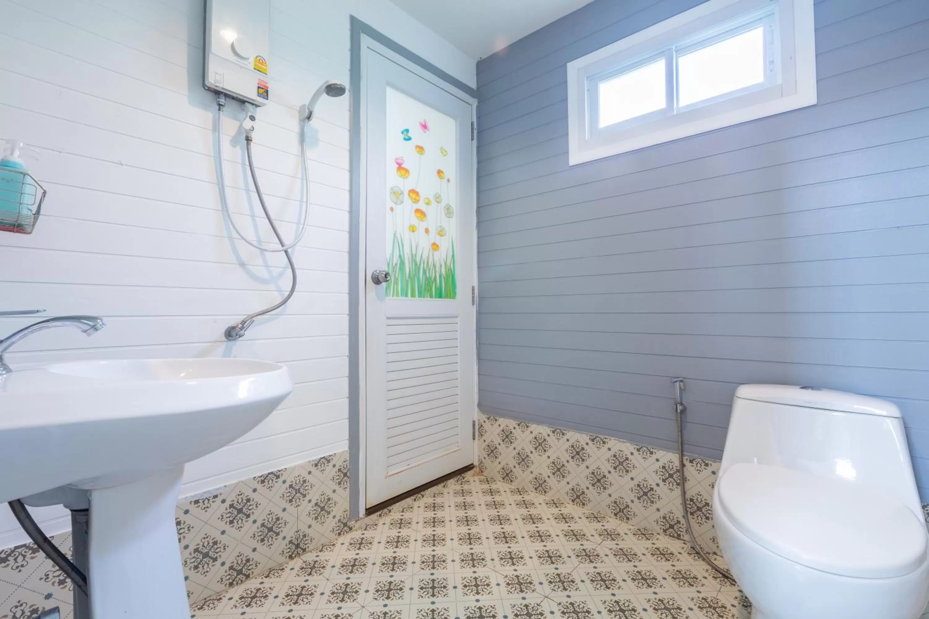 Bathroom in Sakarin Valley Resort