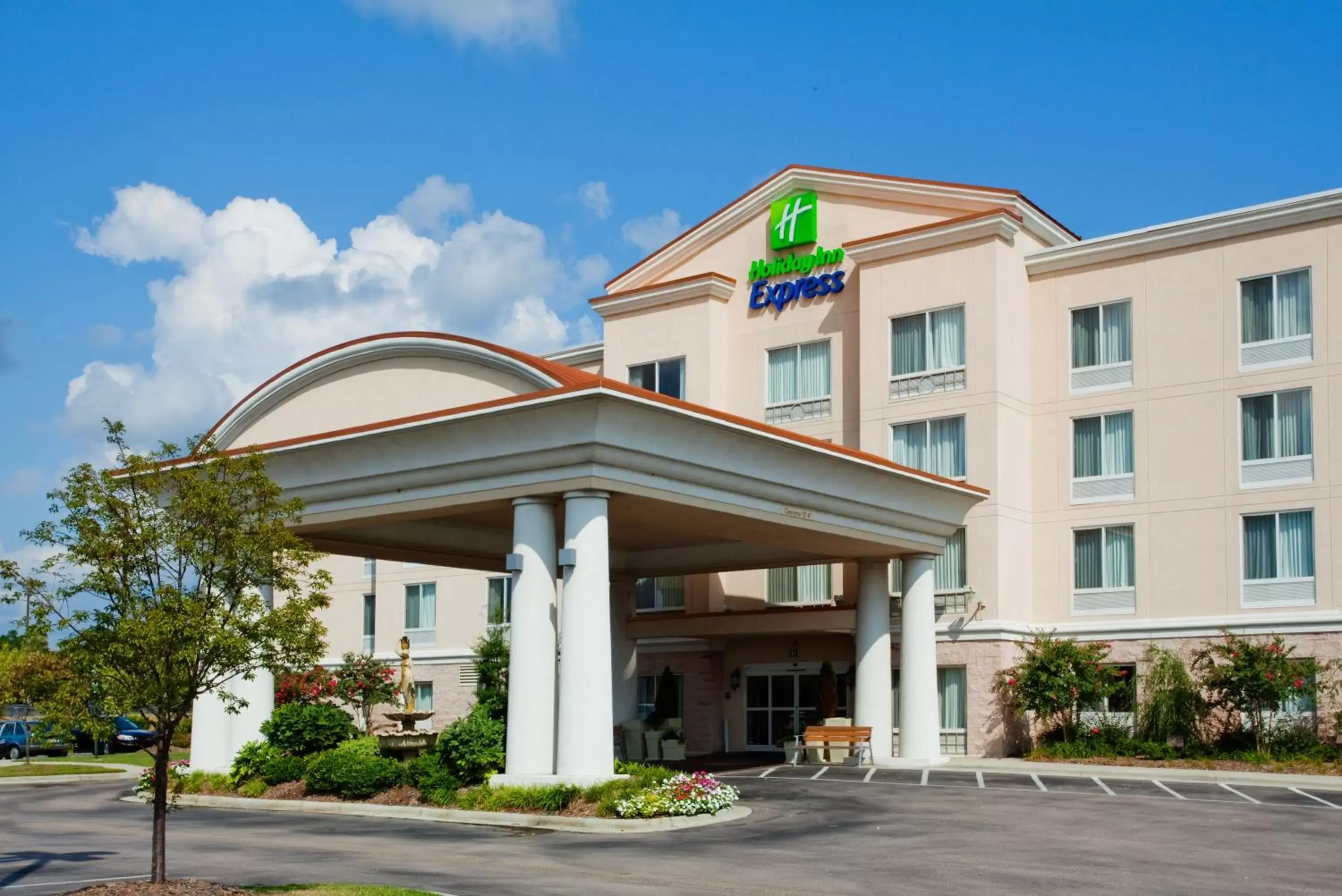 Property Building in Holiday Inn Express Hotel & Suites - Concord, an IHG Hotel