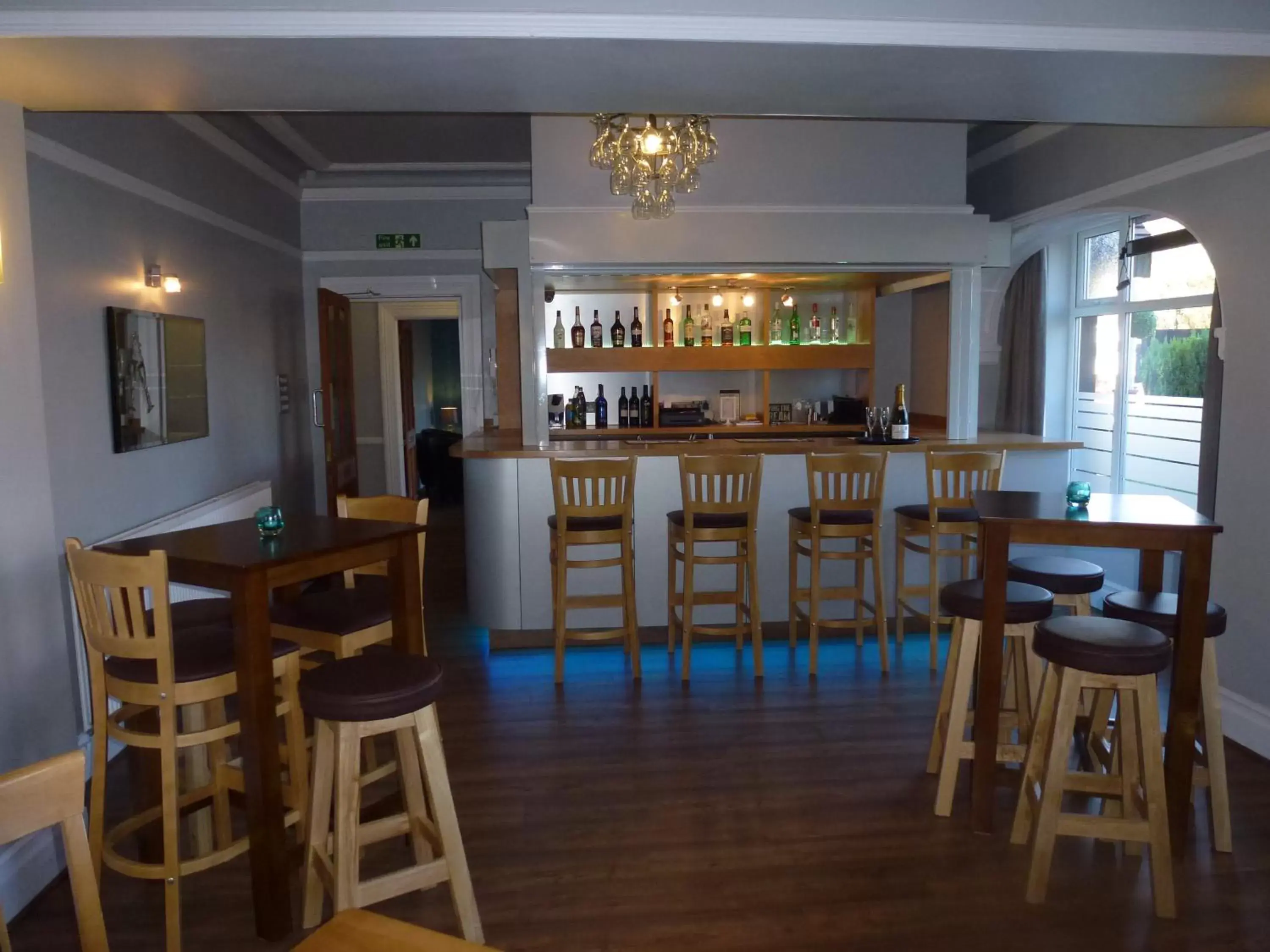 Lounge or bar, Restaurant/Places to Eat in Orrell Park Hotel