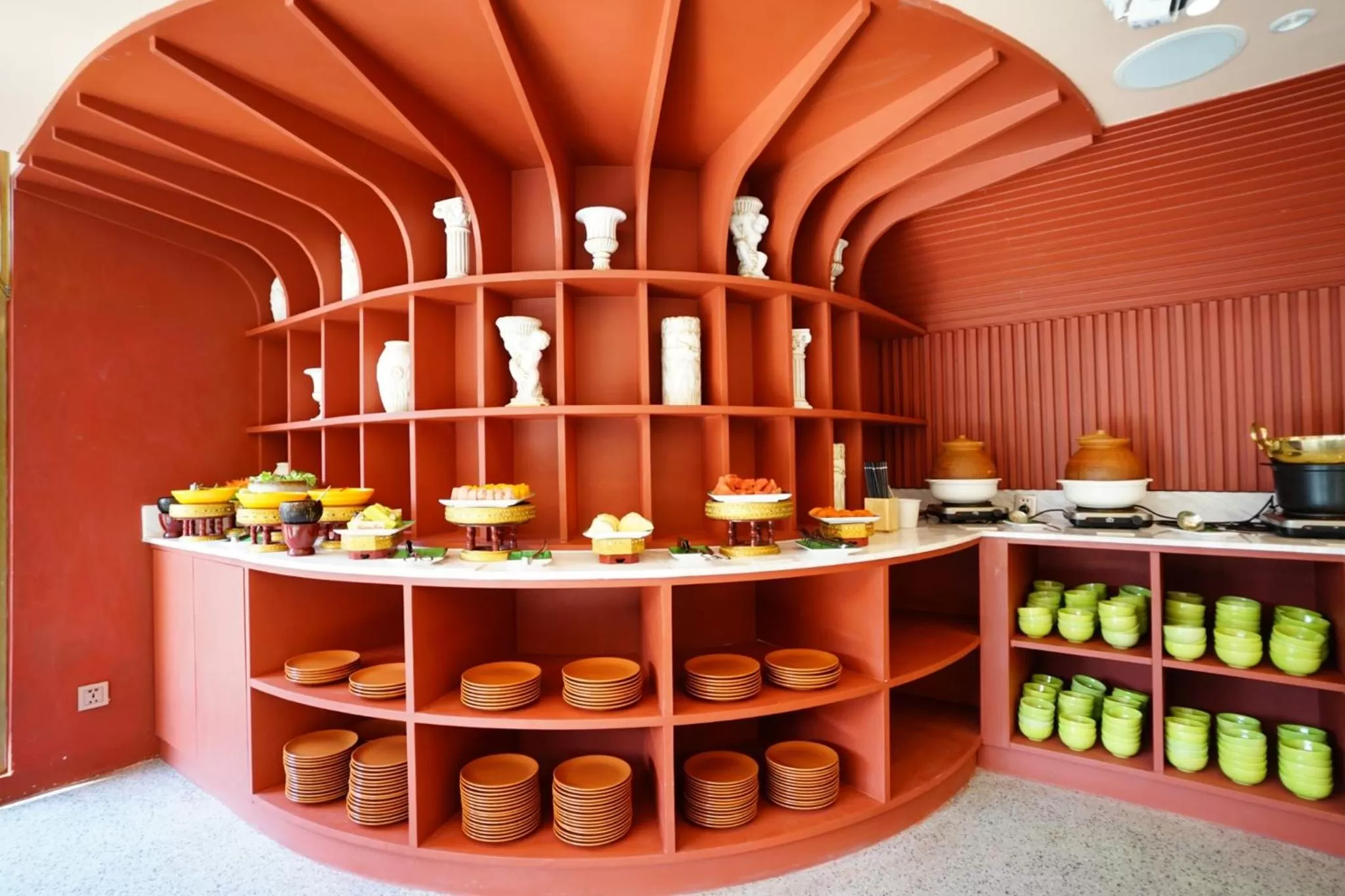 Buffet breakfast in 4 Monkeys Hotel