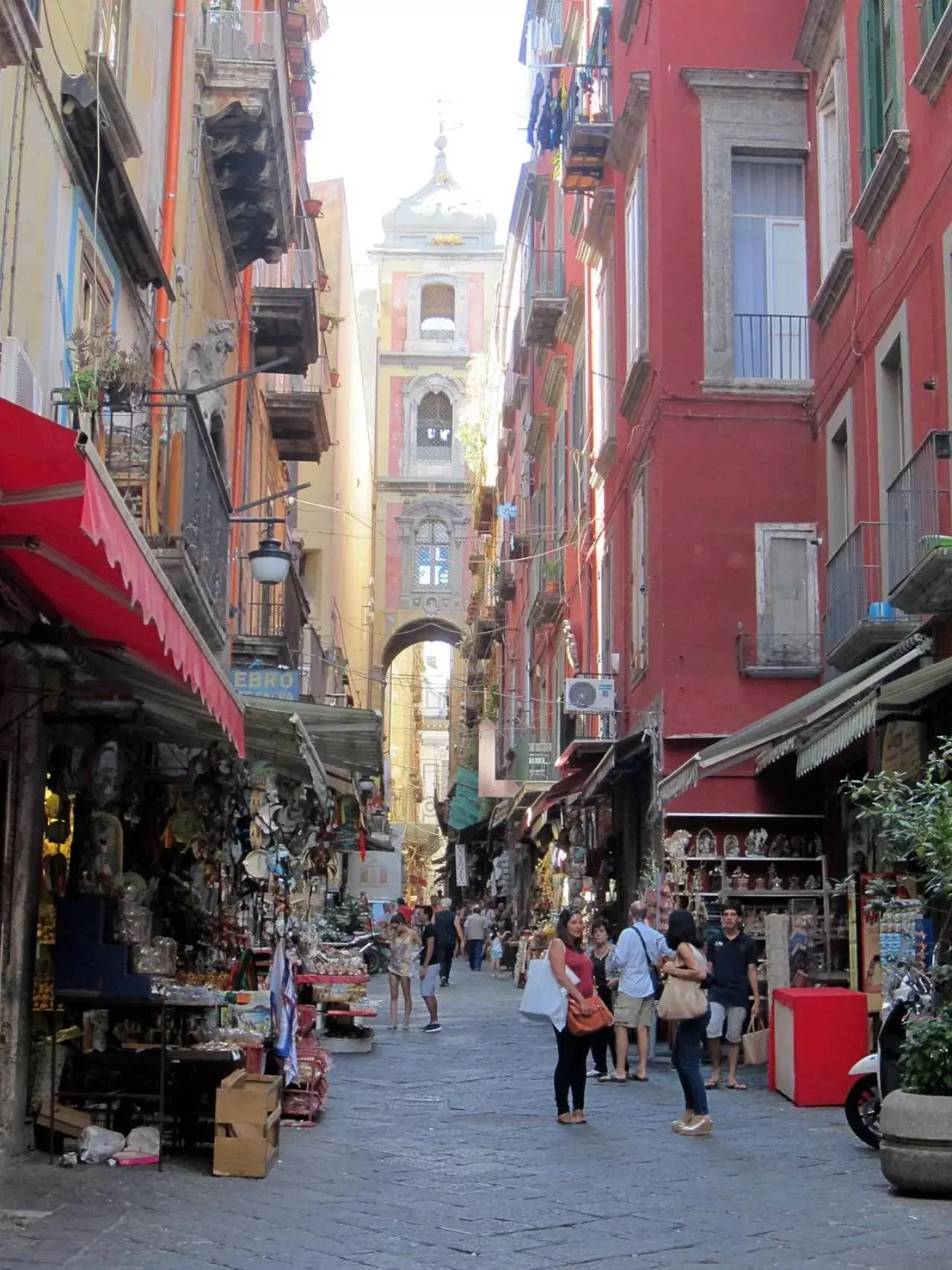 Nearby landmark, Neighborhood in Bed Napoli