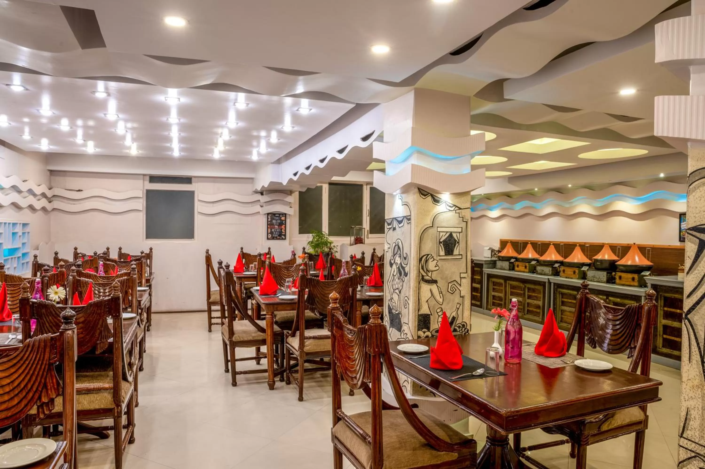 Restaurant/places to eat in Mount Conifer Suites & Spa