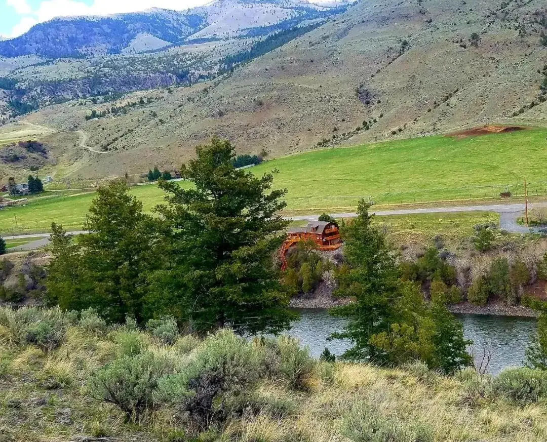 Yellowstone Gateway Inn