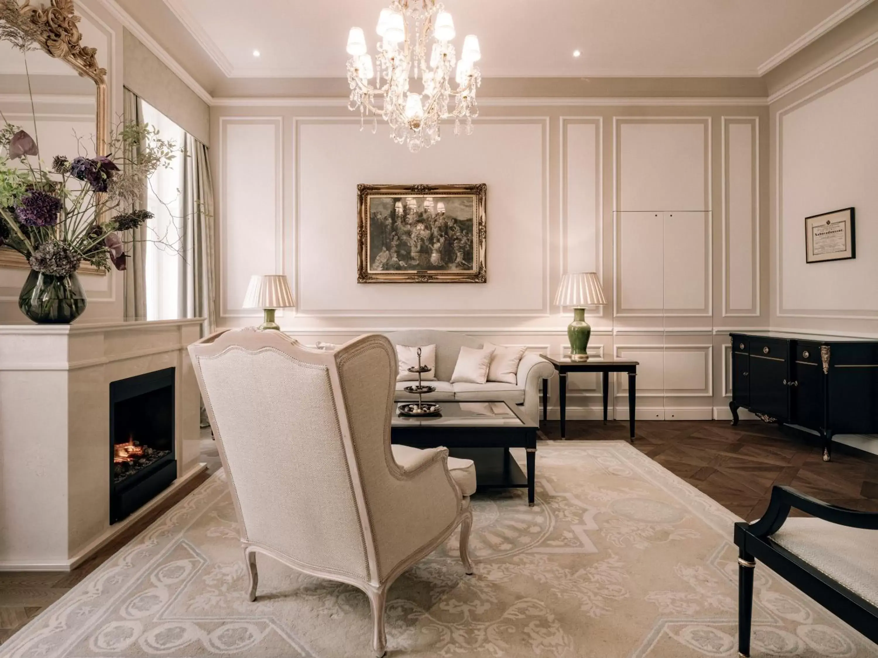 Living room, Seating Area in Hotel Sacher Wien