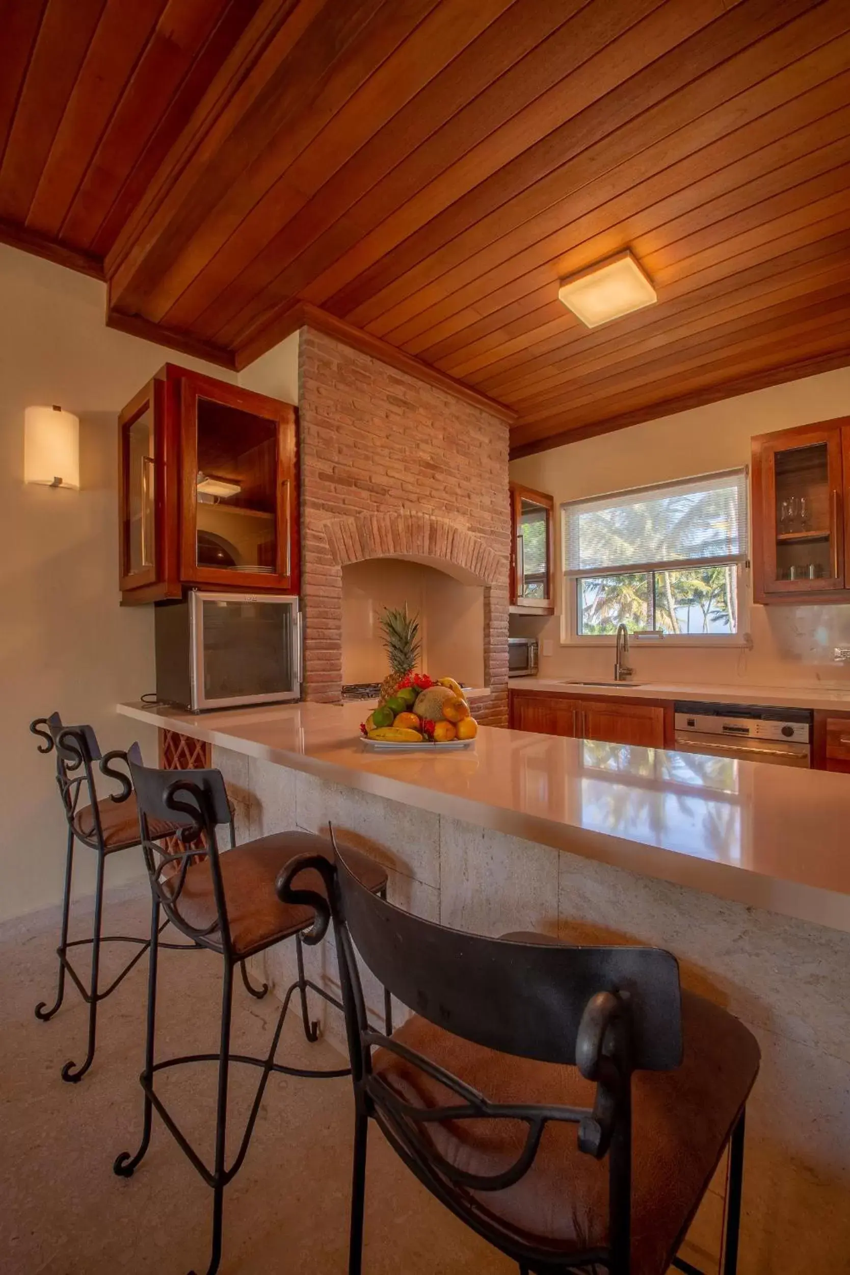 Kitchen or kitchenette, Kitchen/Kitchenette in Velero Beach Resort