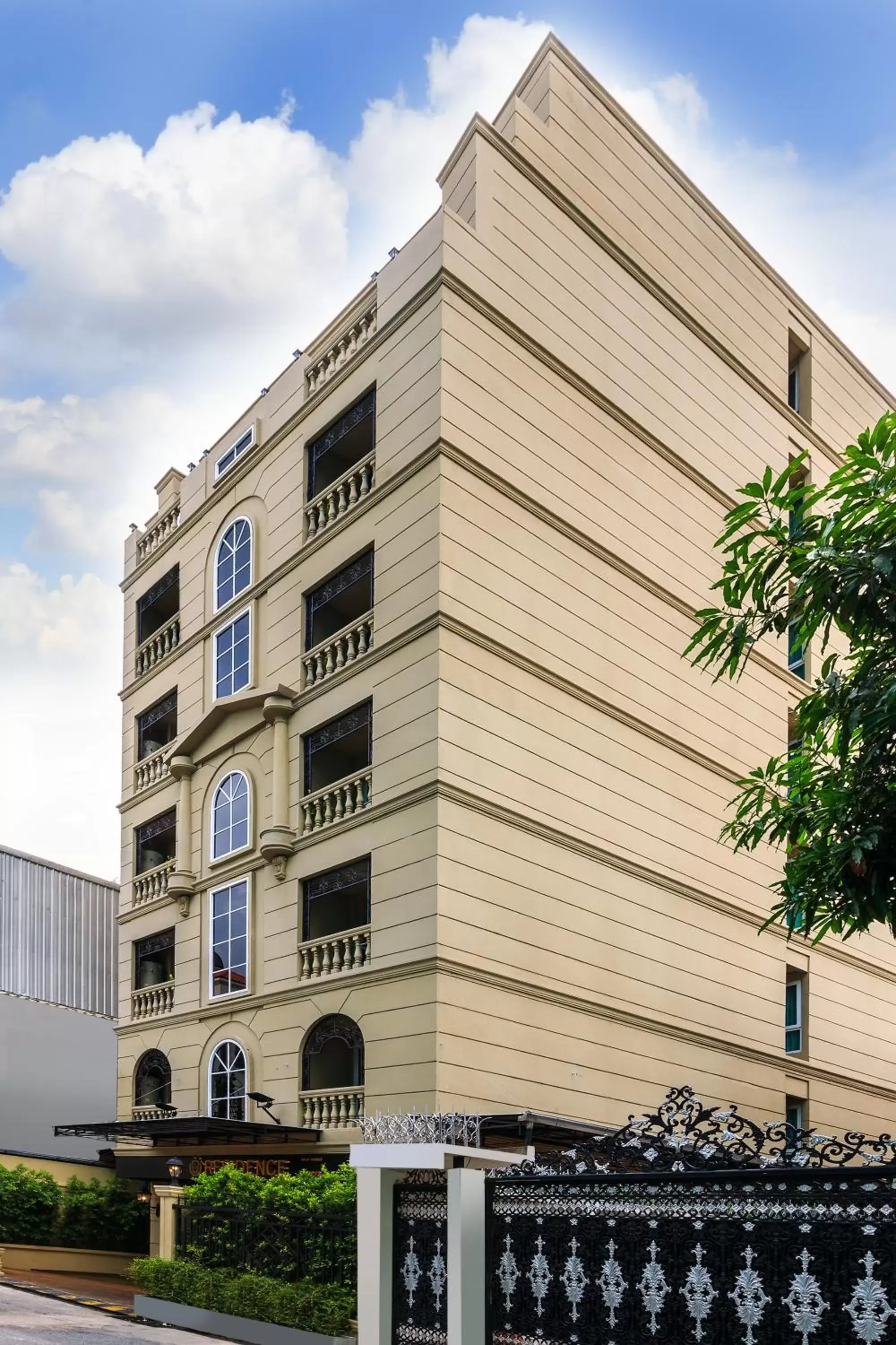 Property building in The LA49 Hotel Property building in The LA49 Hotel