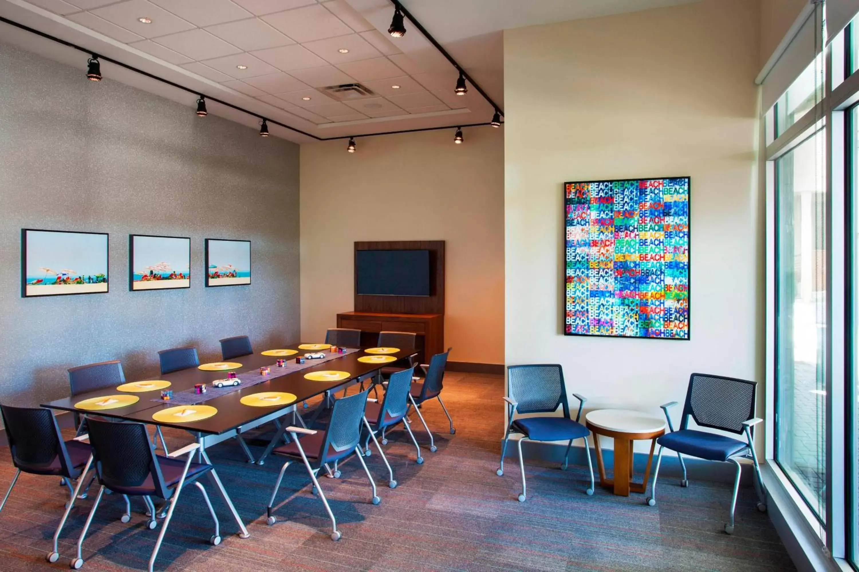 Meeting/conference room, Restaurant/Places to Eat in Aloft Sarasota