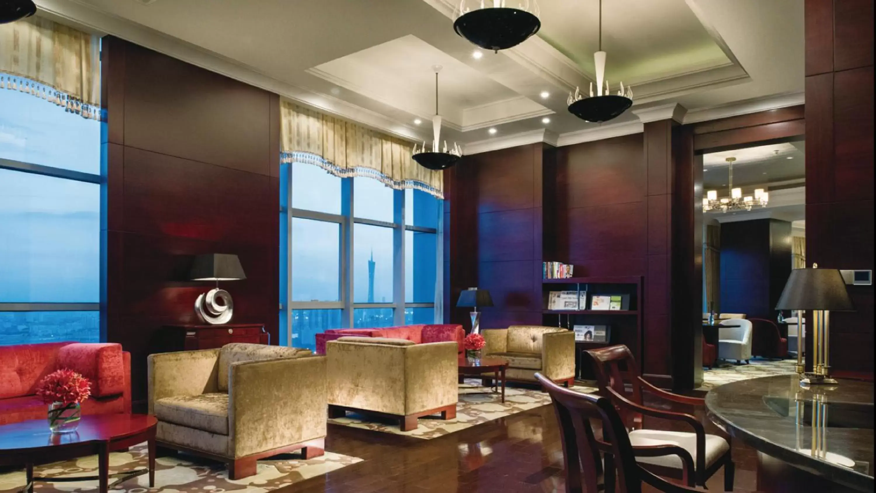 Lounge or bar in Soluxe Hotel Guangzhou