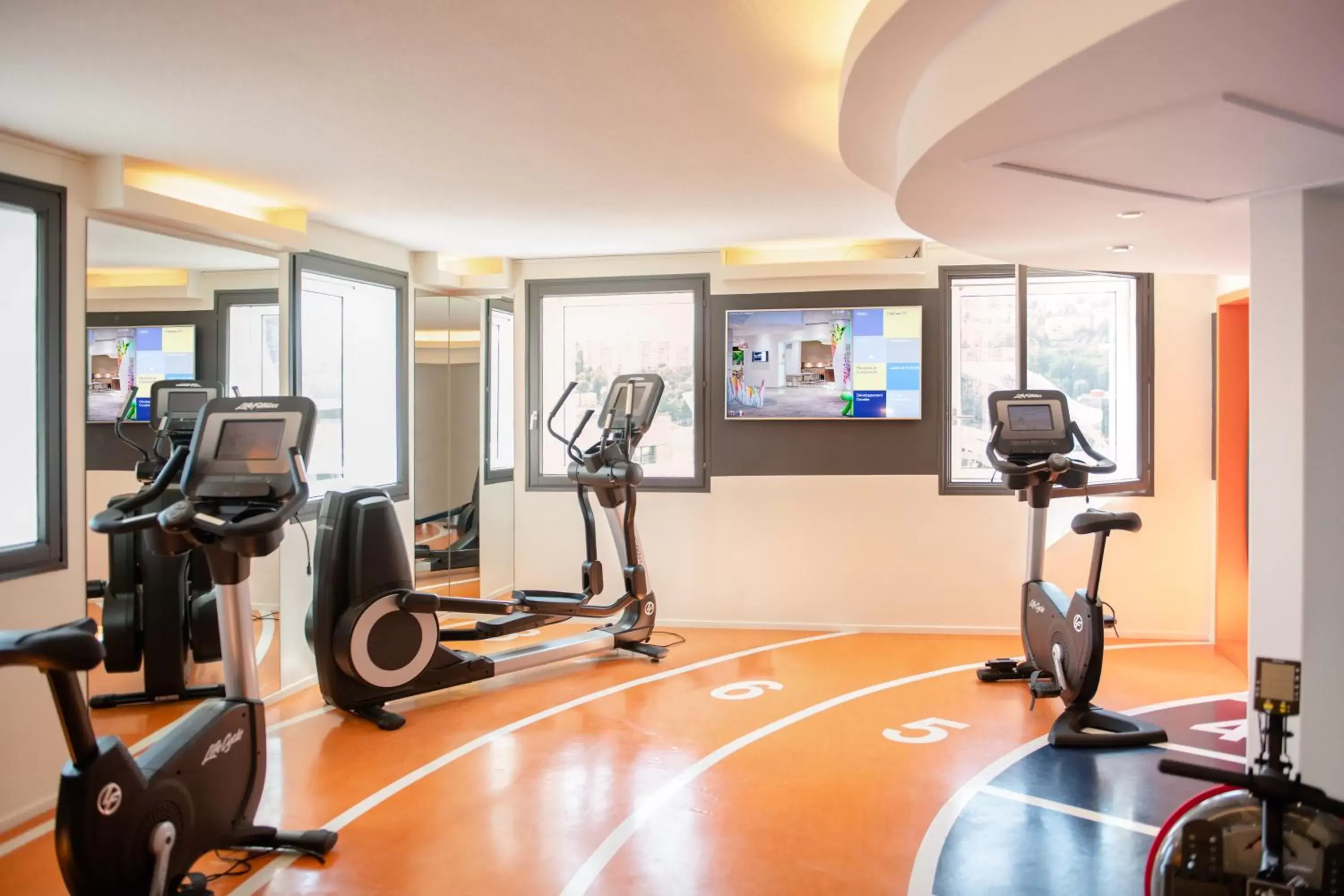 Fitness centre/facilities, Fitness Center/Facilities in Novotel Lyon Gerland Musée des Confluences