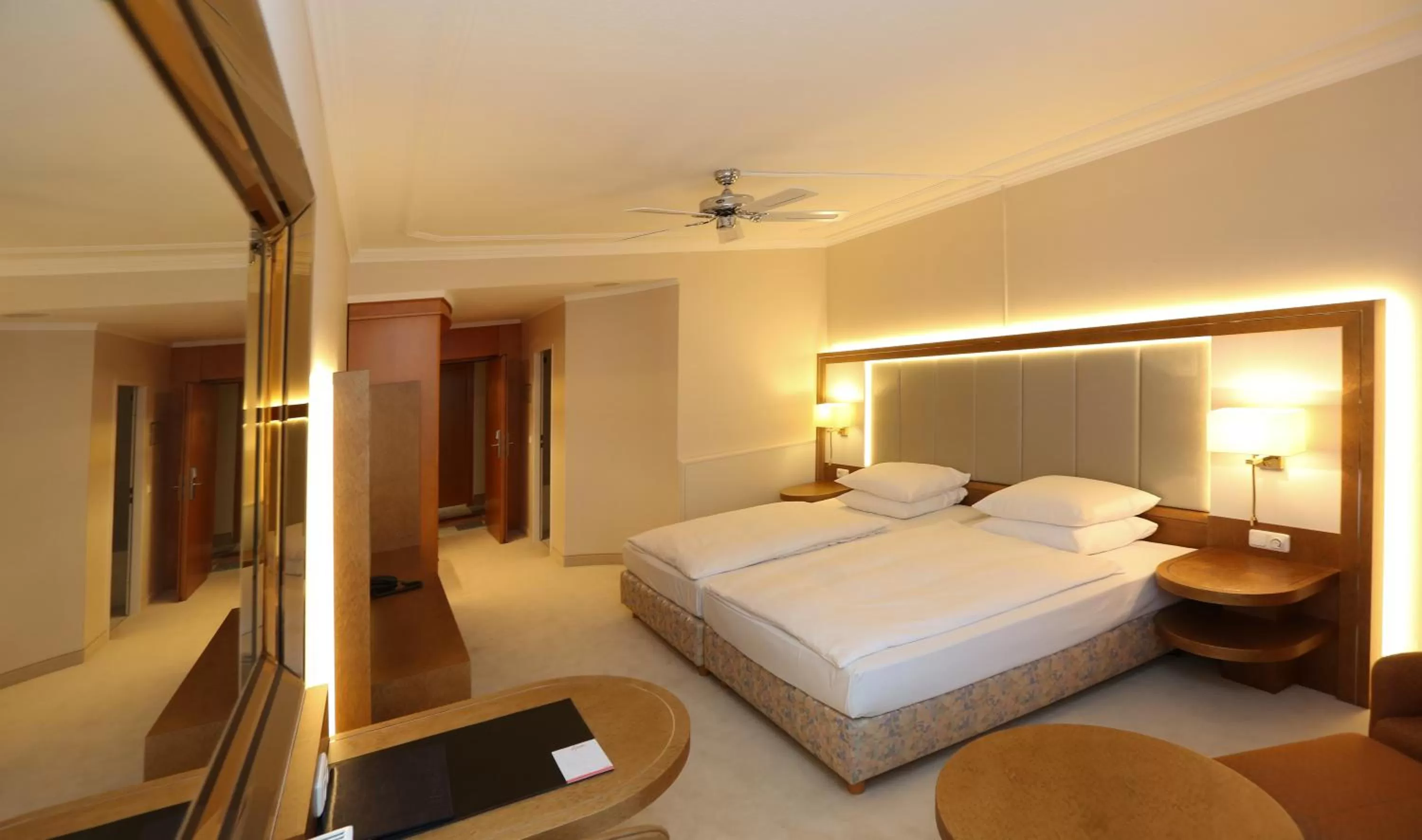 Photo of the whole room in Hotel La Strada