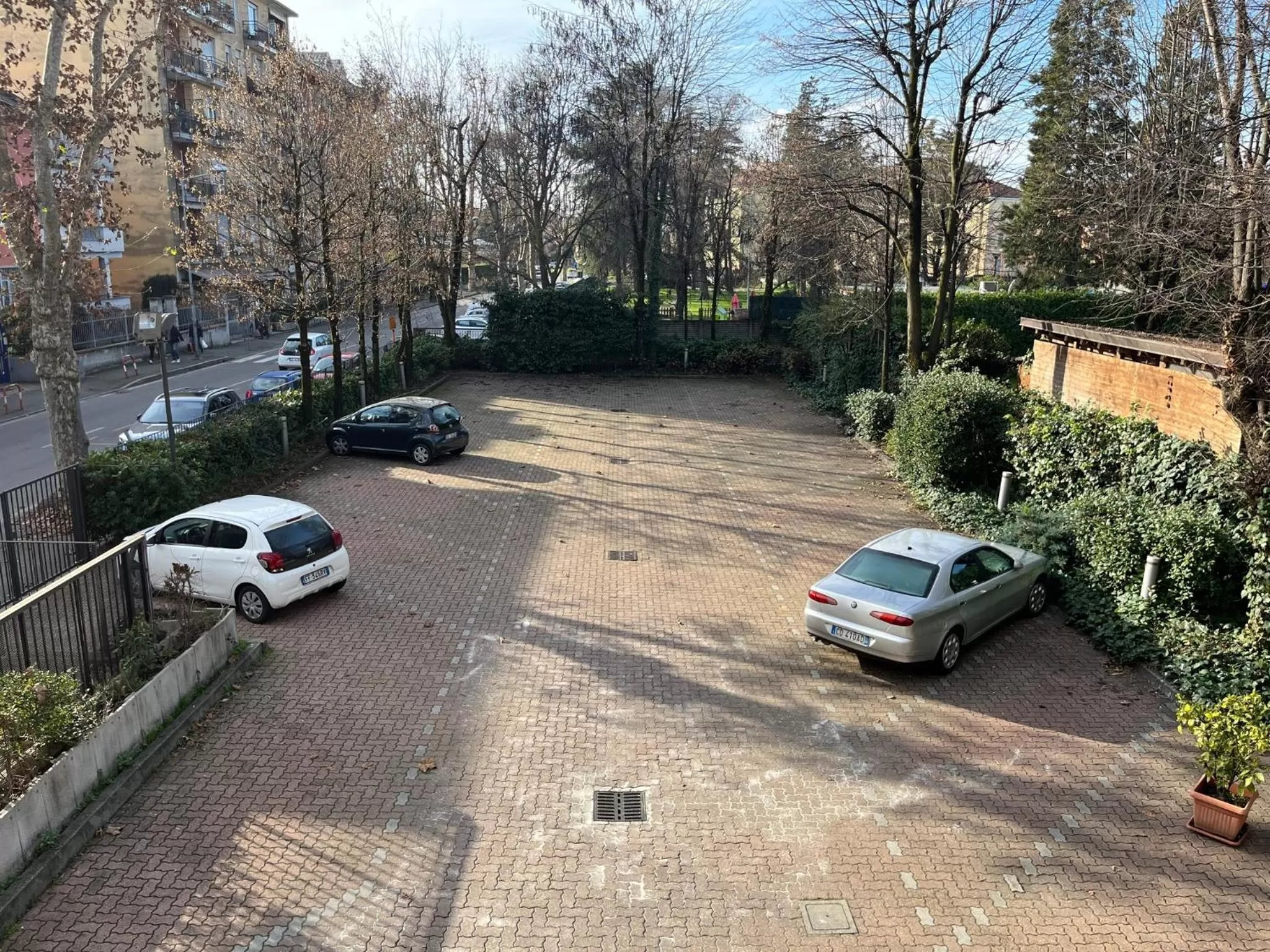 Parking in Hotel Sporting Brugherio