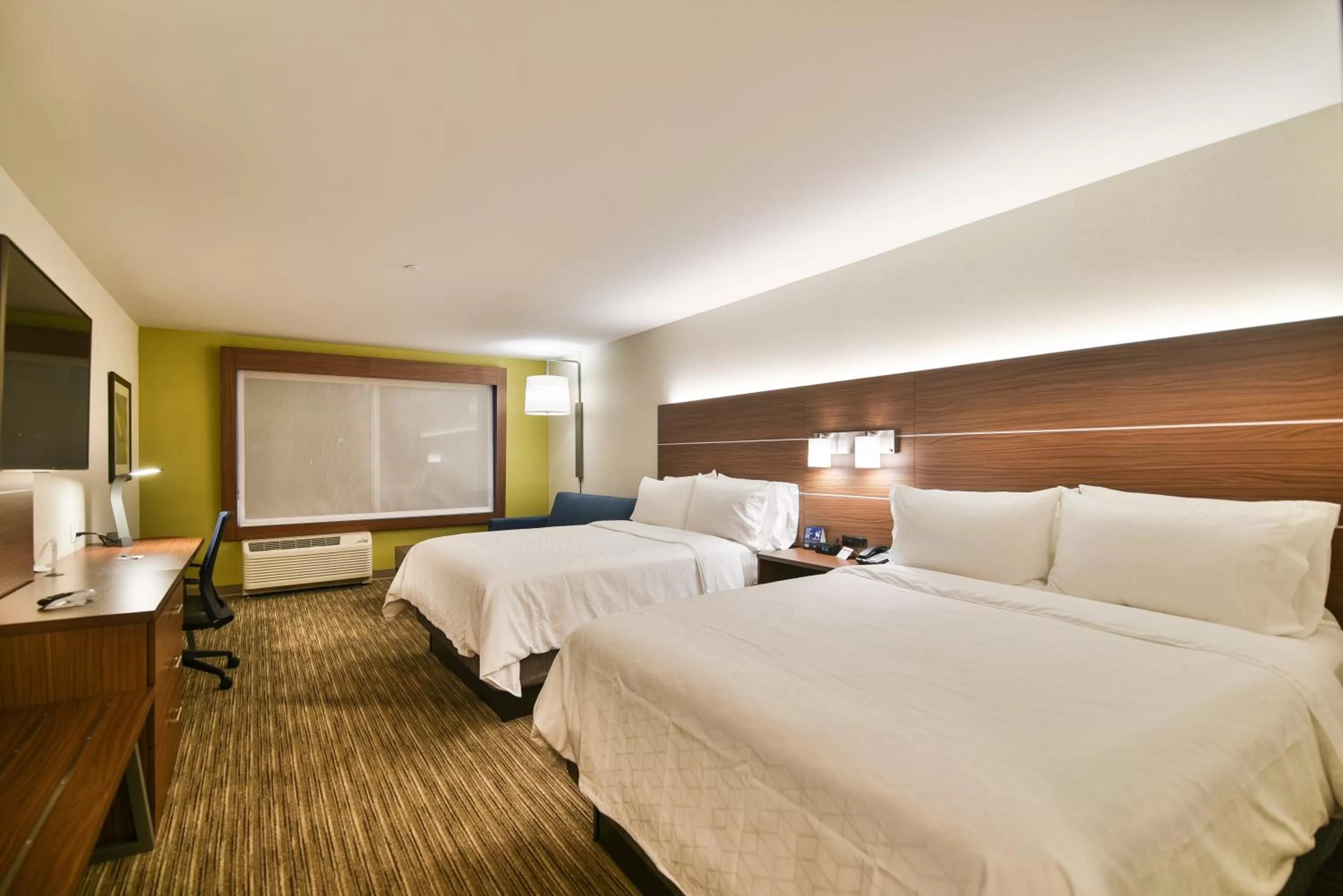 Photo of the whole room, Bed in Holiday Inn Express & Suites Lehi - Thanksgiving Point by IHG