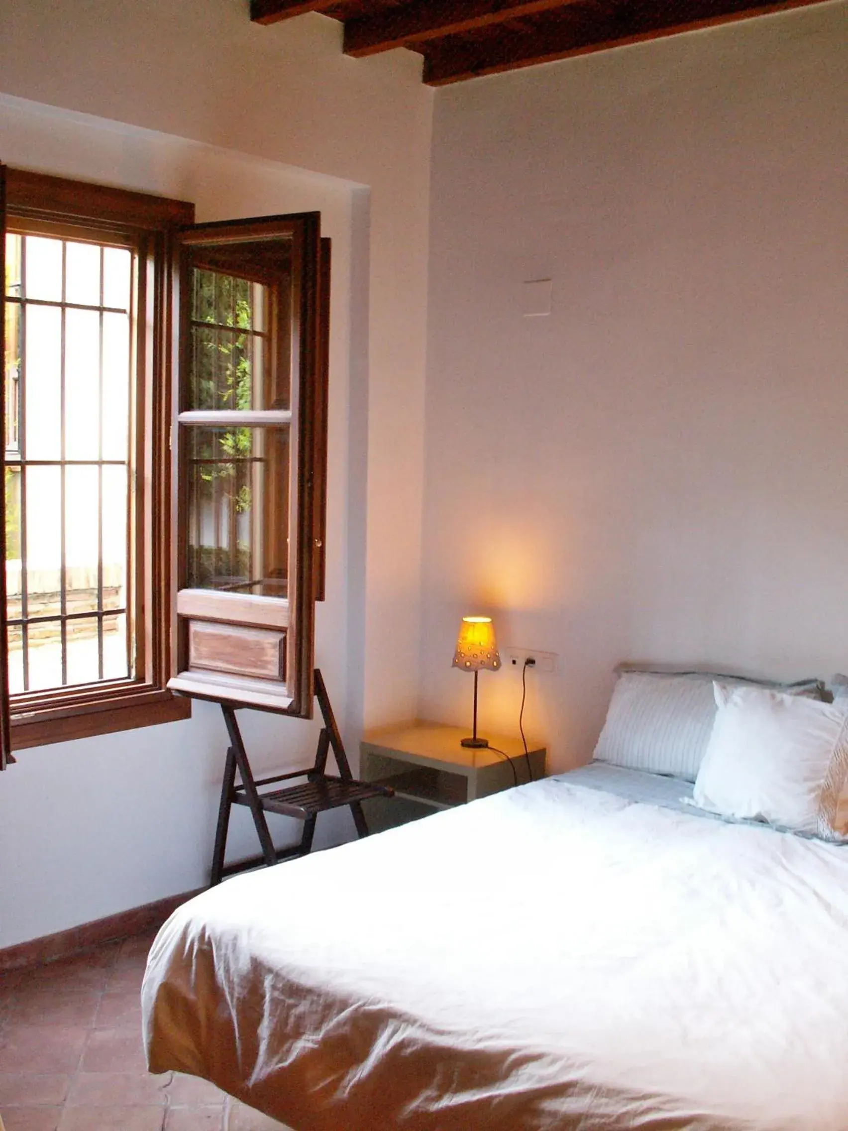 Bed in Oasis Backpackers' Hostel Granada