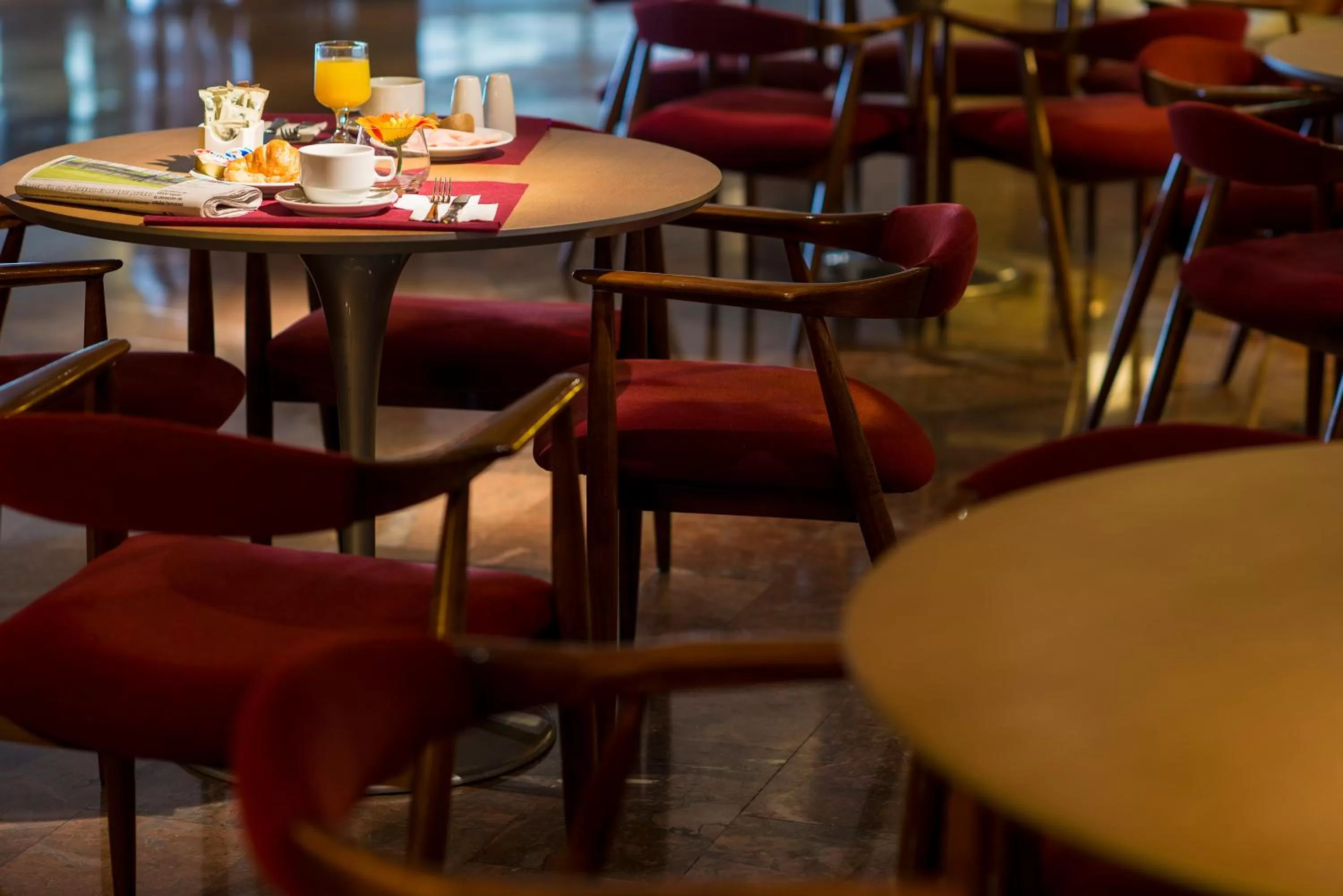 Restaurant/places to eat in Hotel Goya