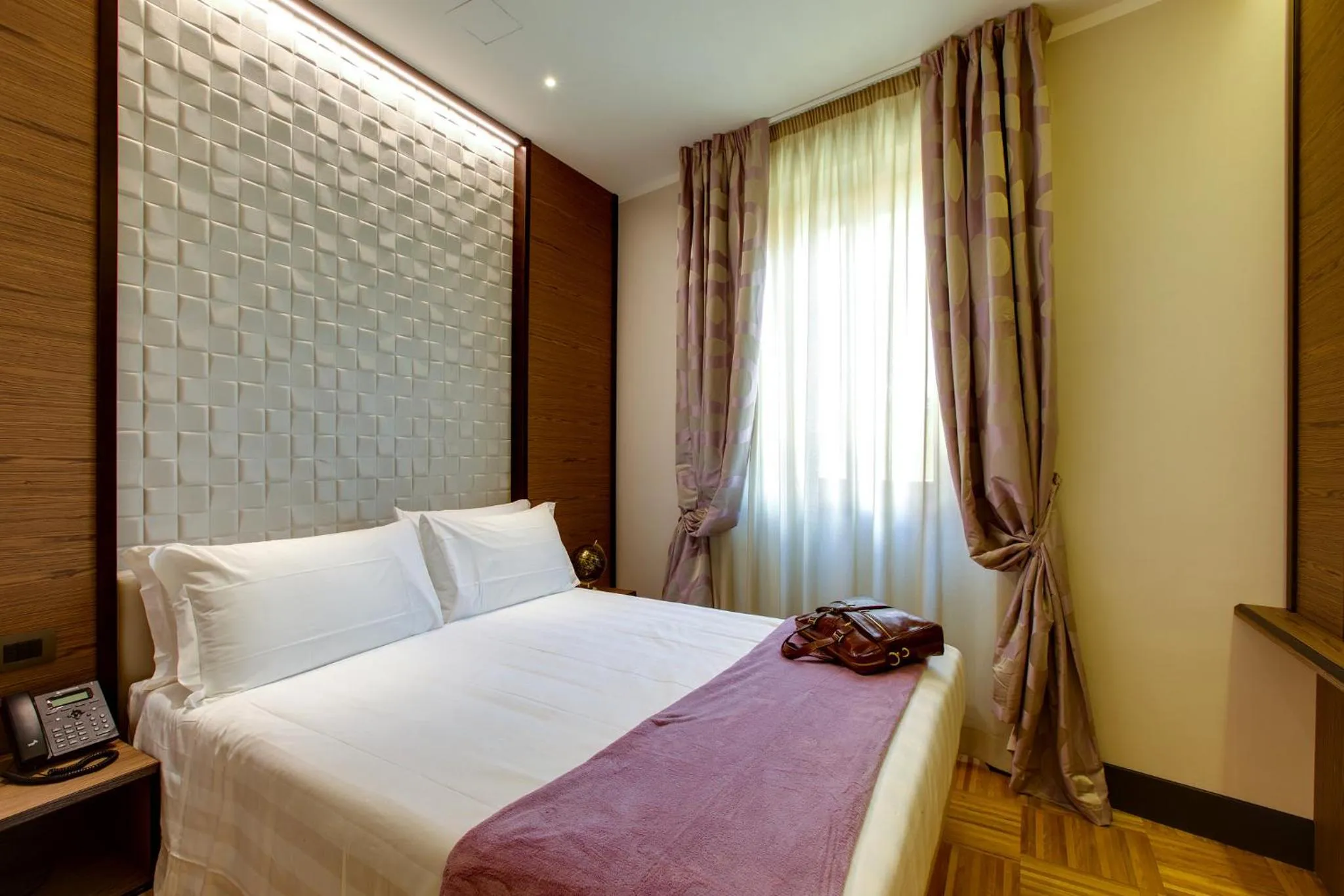 Bedroom, Bed in Solo Experience Hotel