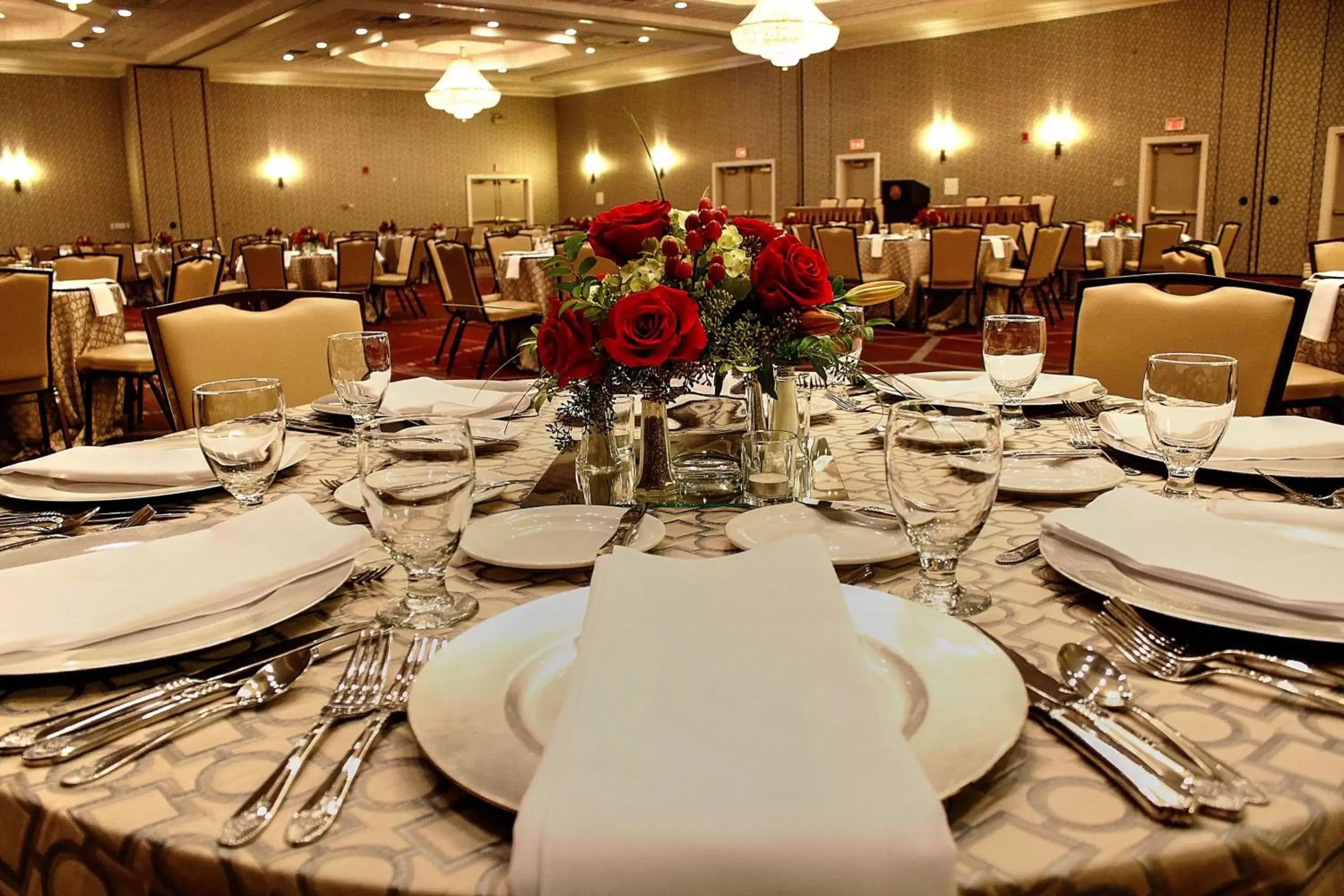 Meeting/conference room, Restaurant/Places to Eat in Ann Arbor Marriott Ypsilanti at Eagle Crest