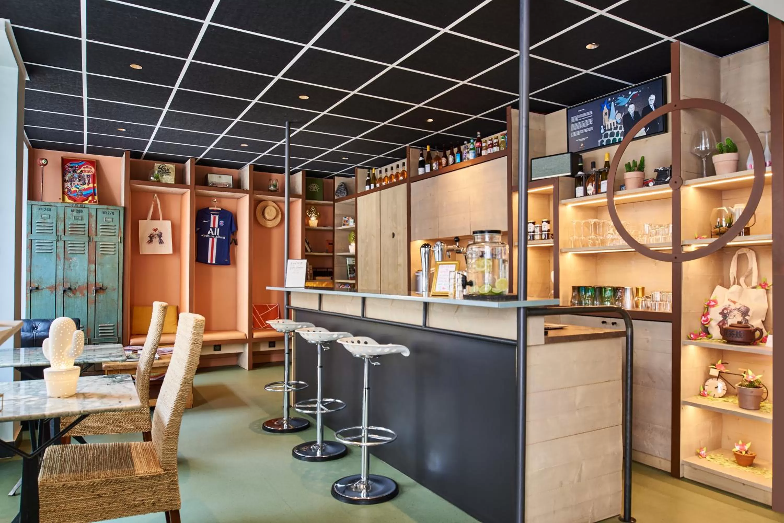 Lounge or bar in Greet Boulogne Billancourt Paris