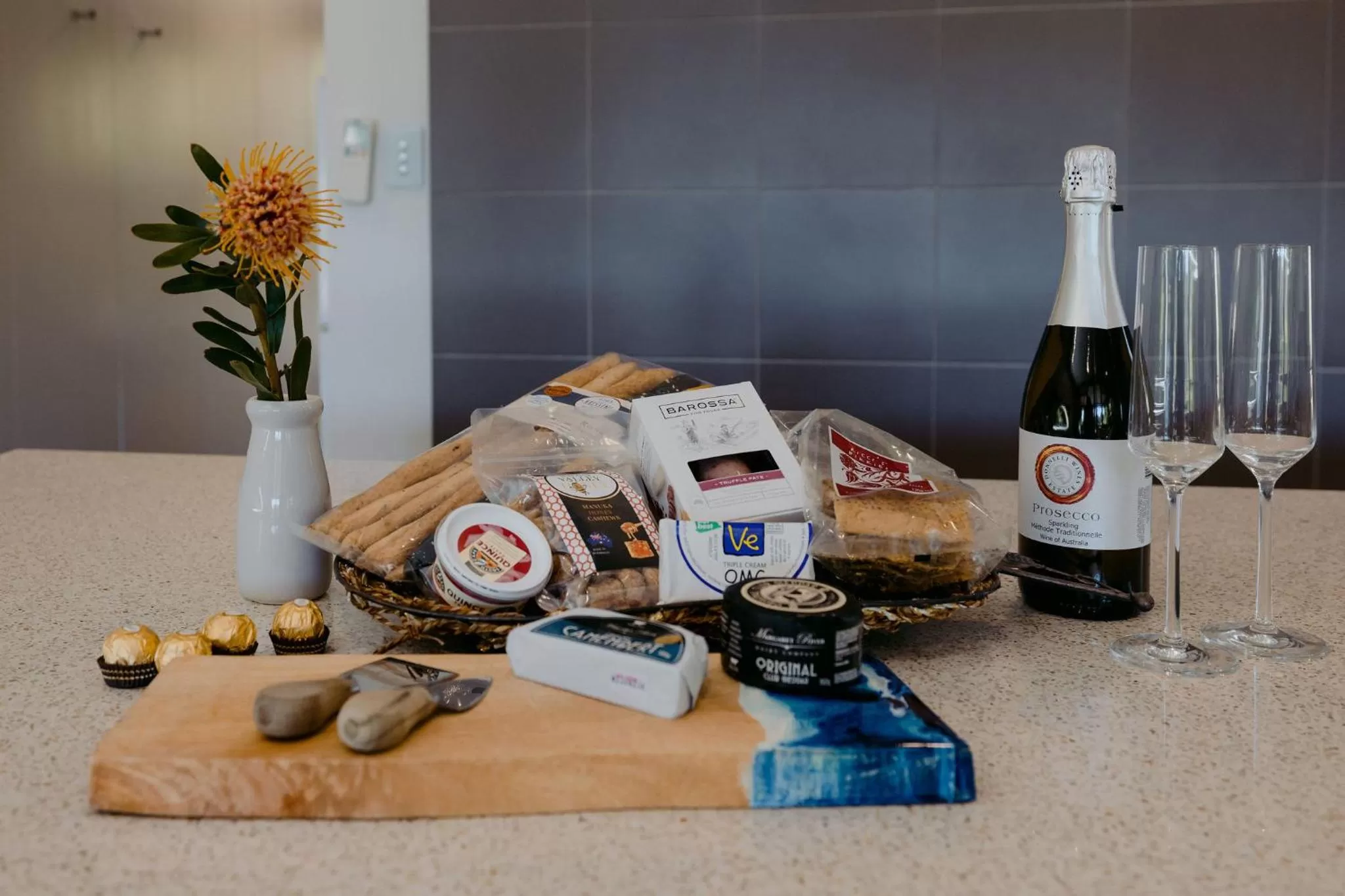 Food and drinks in Losari Retreat