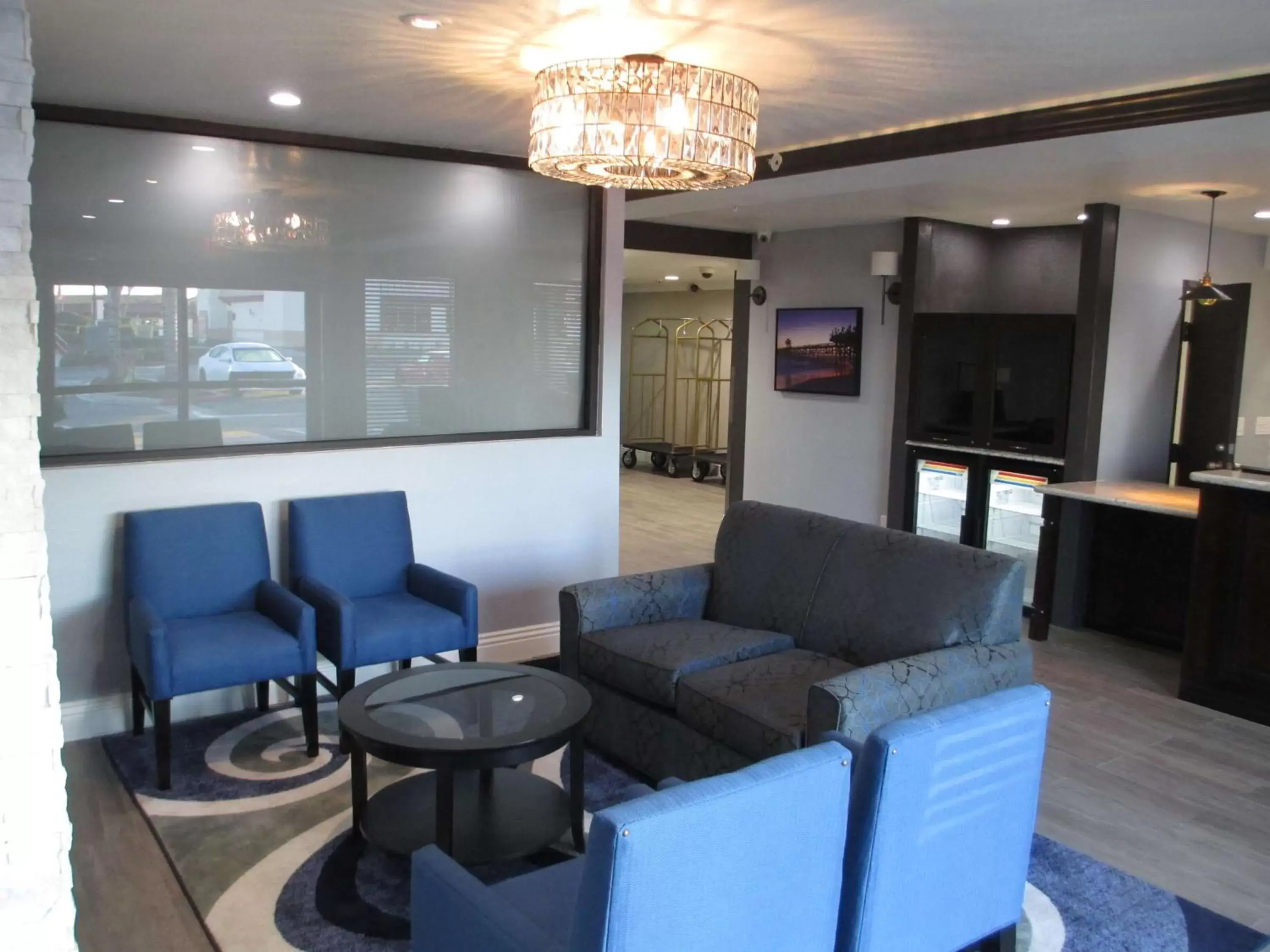Lobby or reception, Seating Area in Best Western Plus Diamond Valley Inn