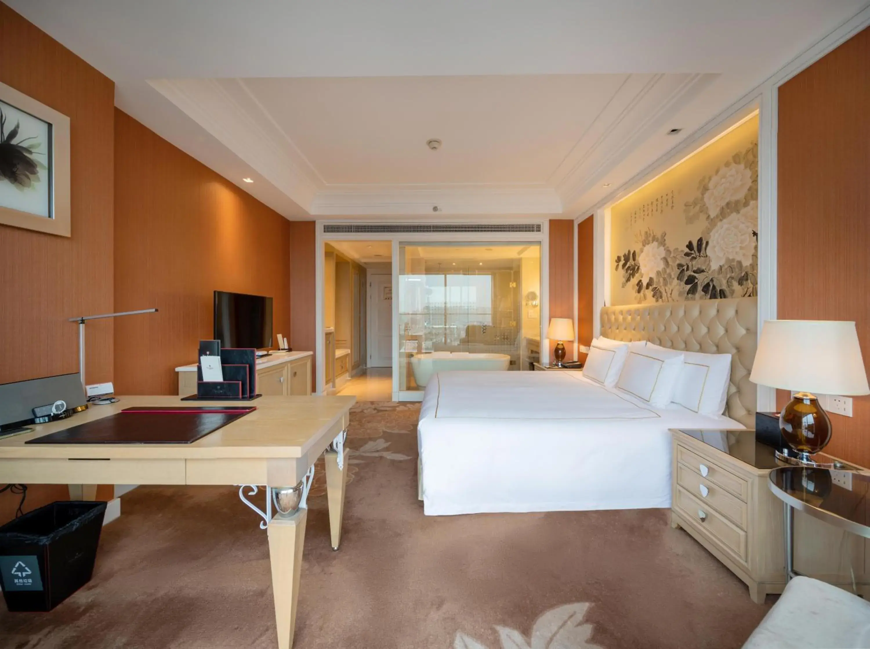 Executive Double Room with City View in Tonino Lamborghini Hotel Kunshan City Center Executive Double Room with City View in Tonino Lamborghini Hotel Kunshan City Center