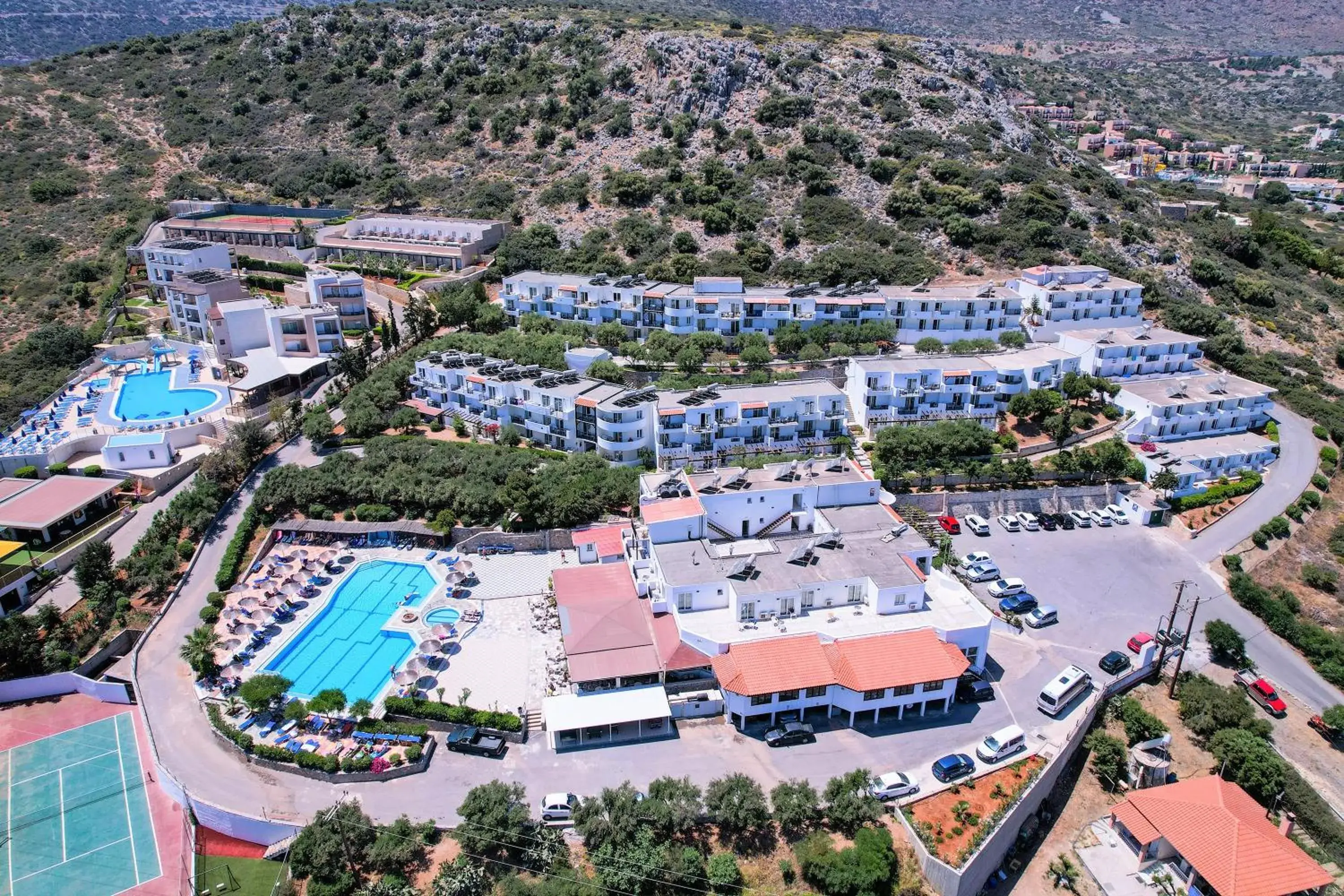 Bird's eye view, Bird's-eye View in Semiramis Village