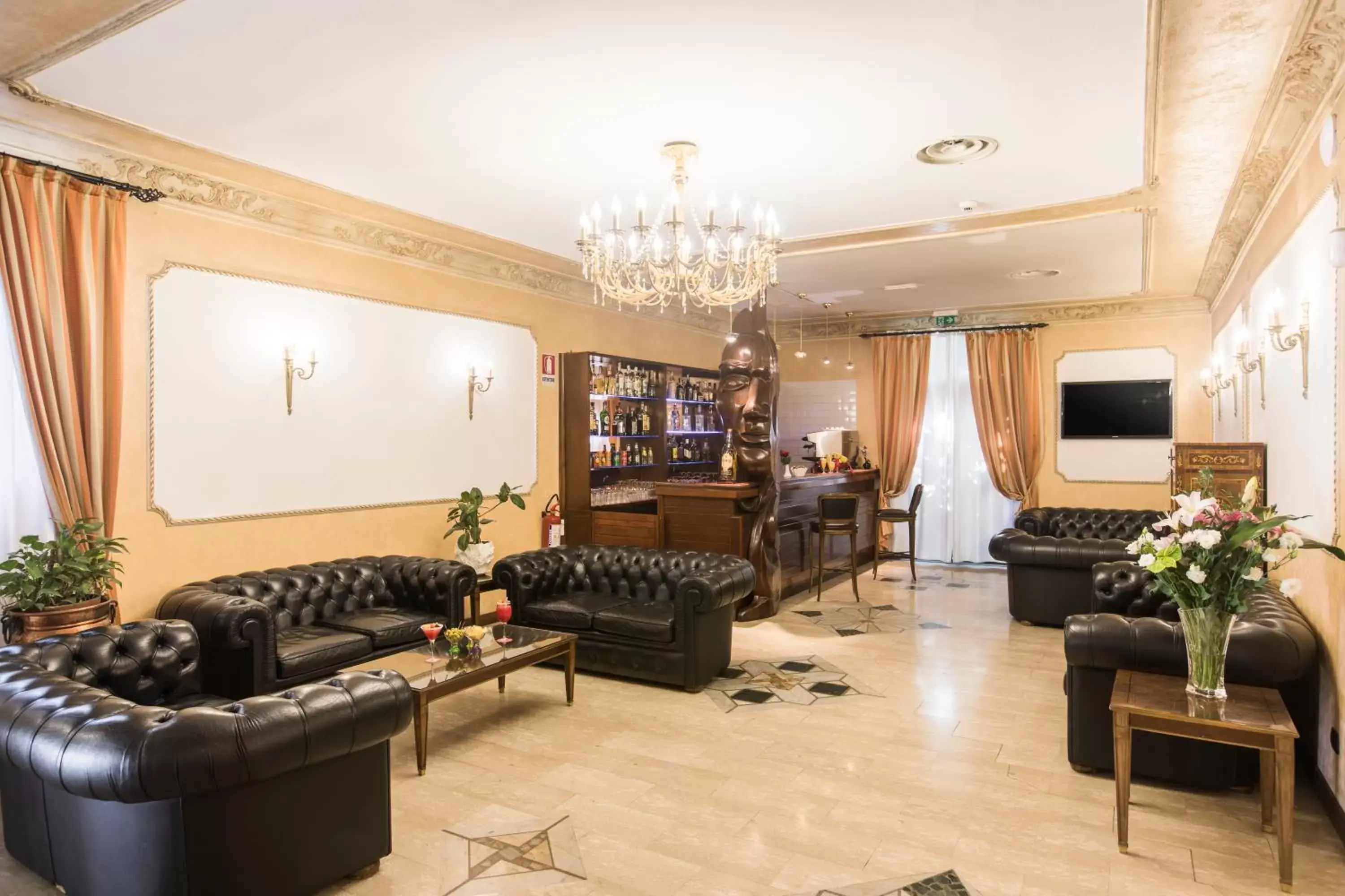 Lobby or reception in Hotel Villa Rosa
