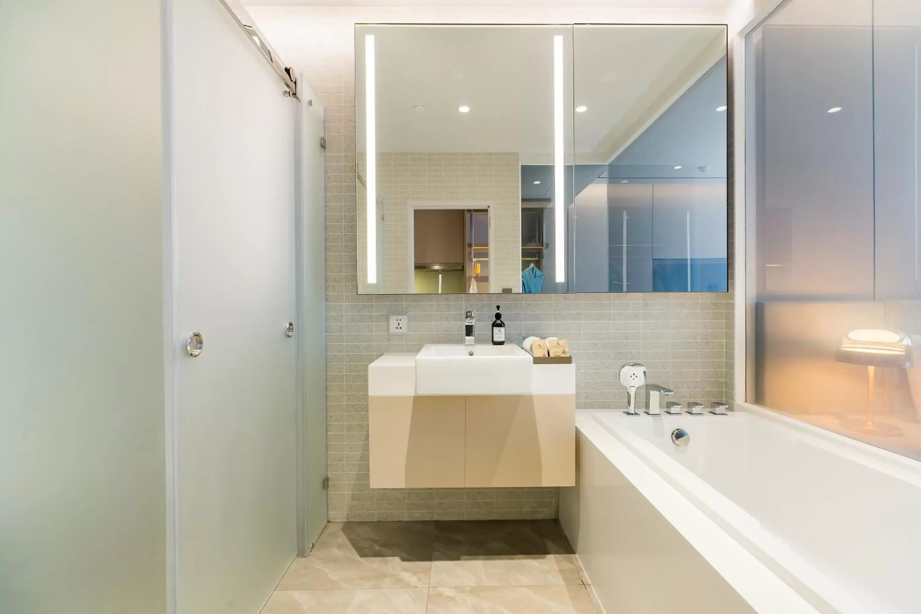 Shower, Bathroom in Arbour Hotel and Residence