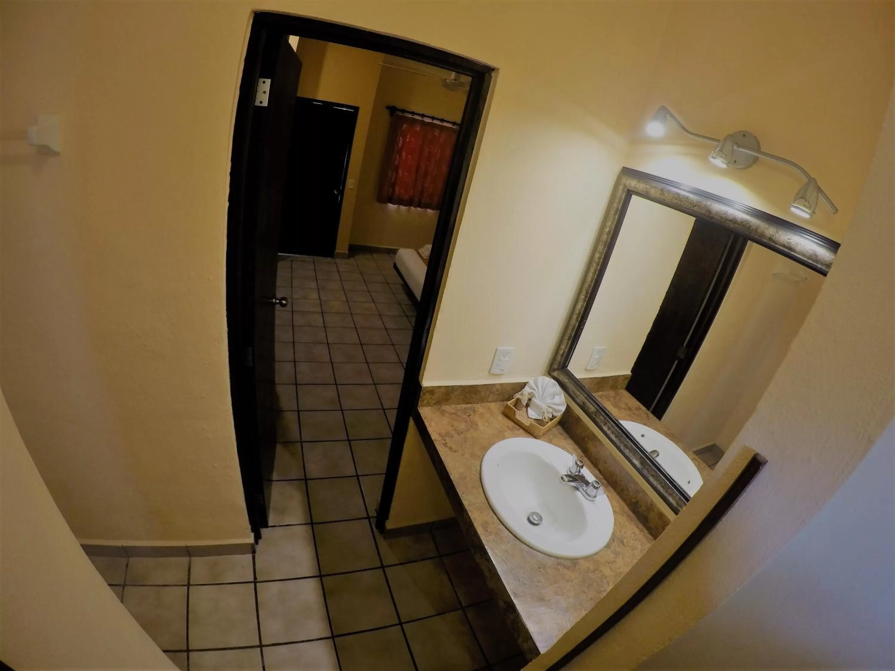 Bathroom in Hotel LunaSol