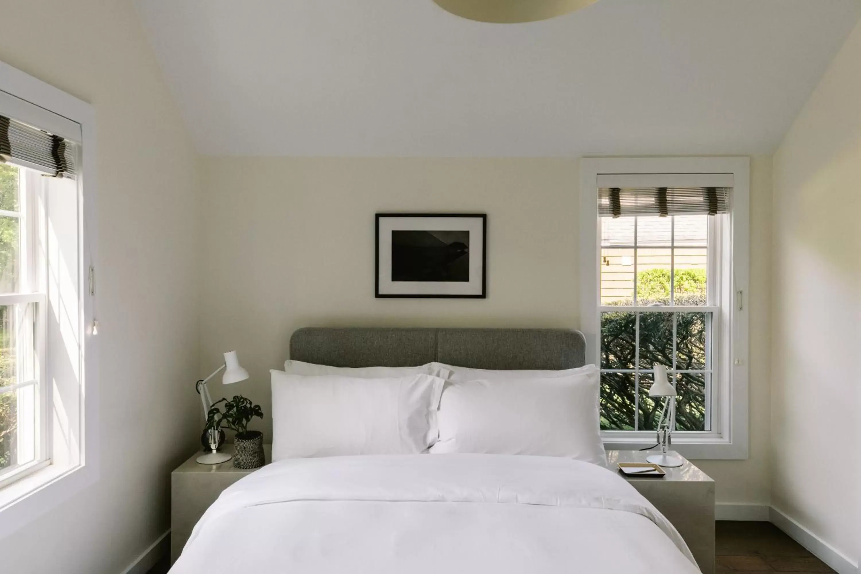 Bedroom, Bed in The Roundtree, Amagansett