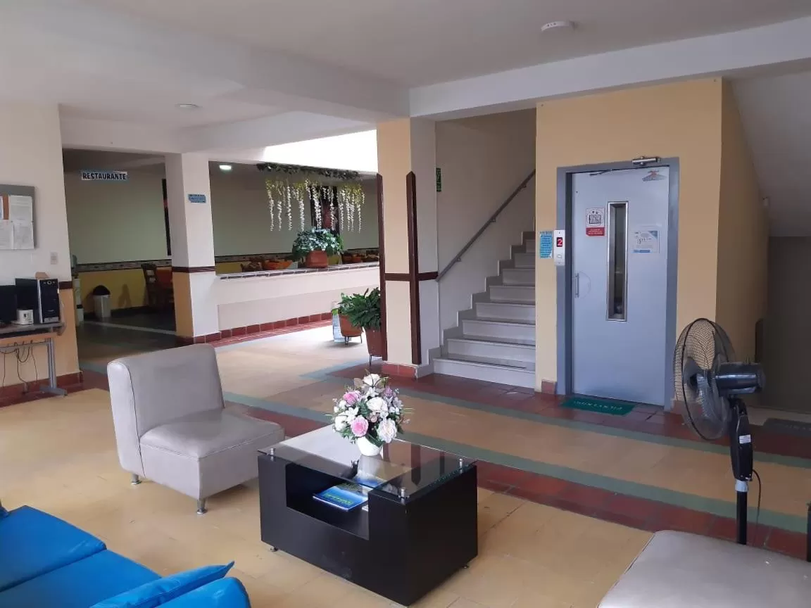 Living room in Hotel El Andino