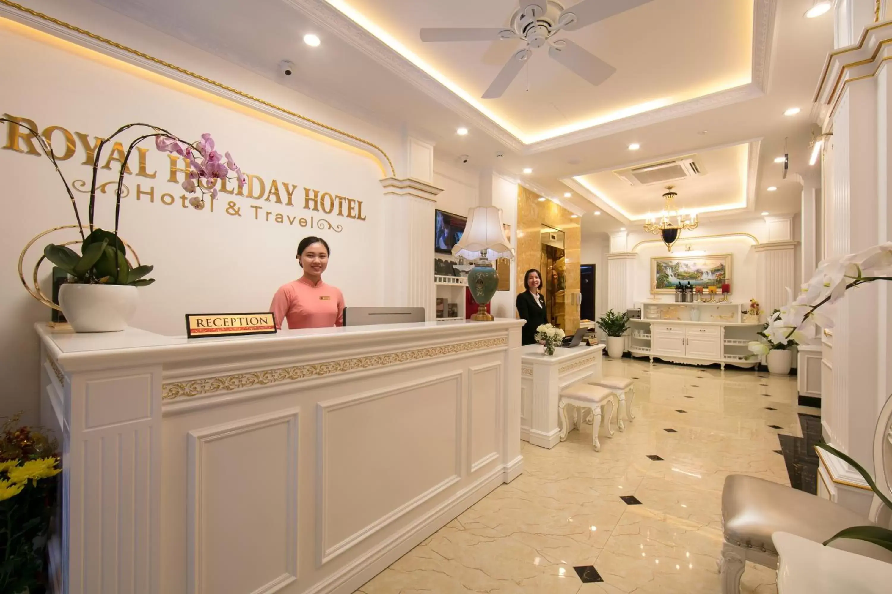 Staff, Lobby/Reception in Royal Holiday Hanoi Hotel