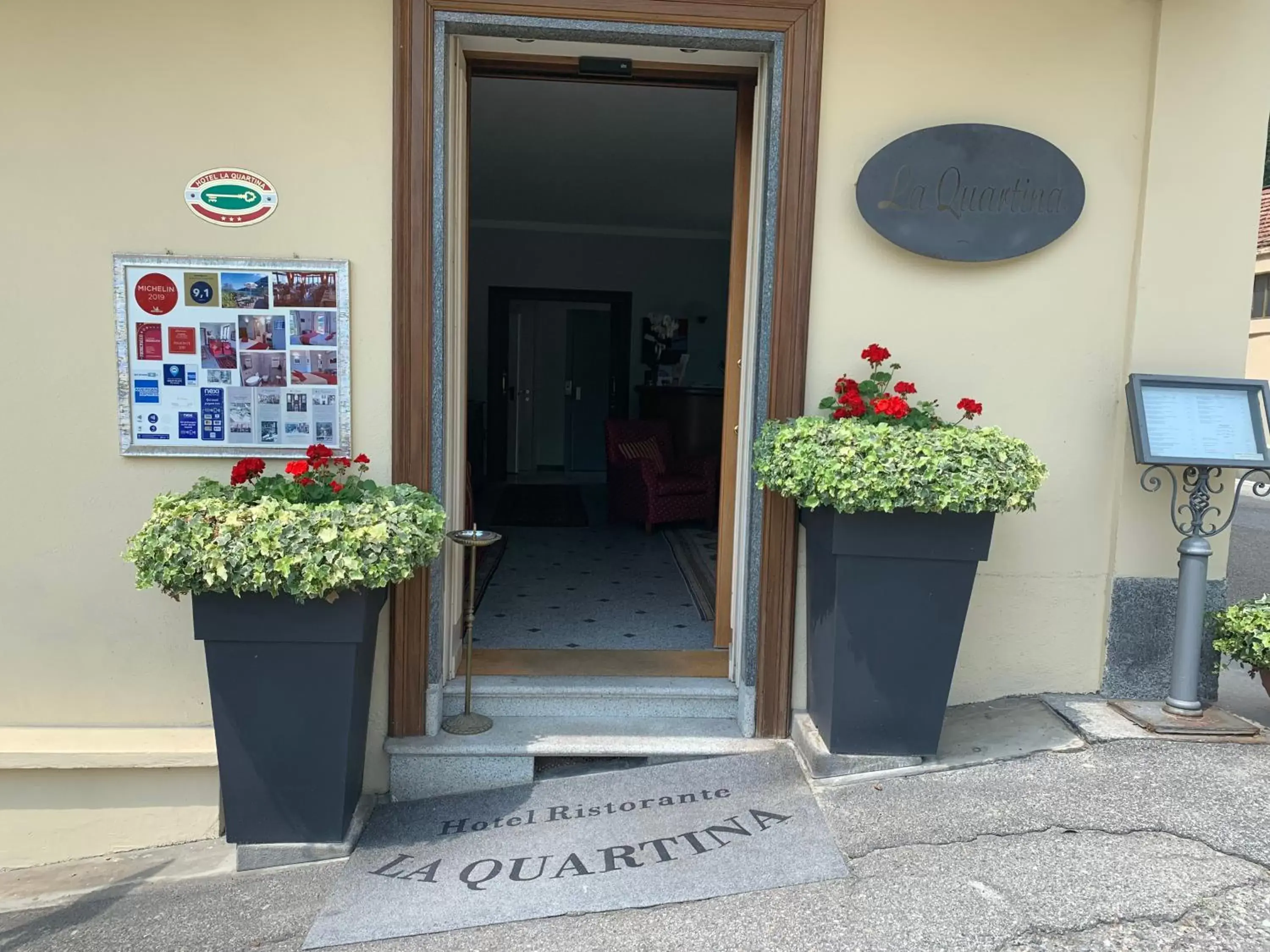 Facade/entrance in Hotel Ristorante La Quartina