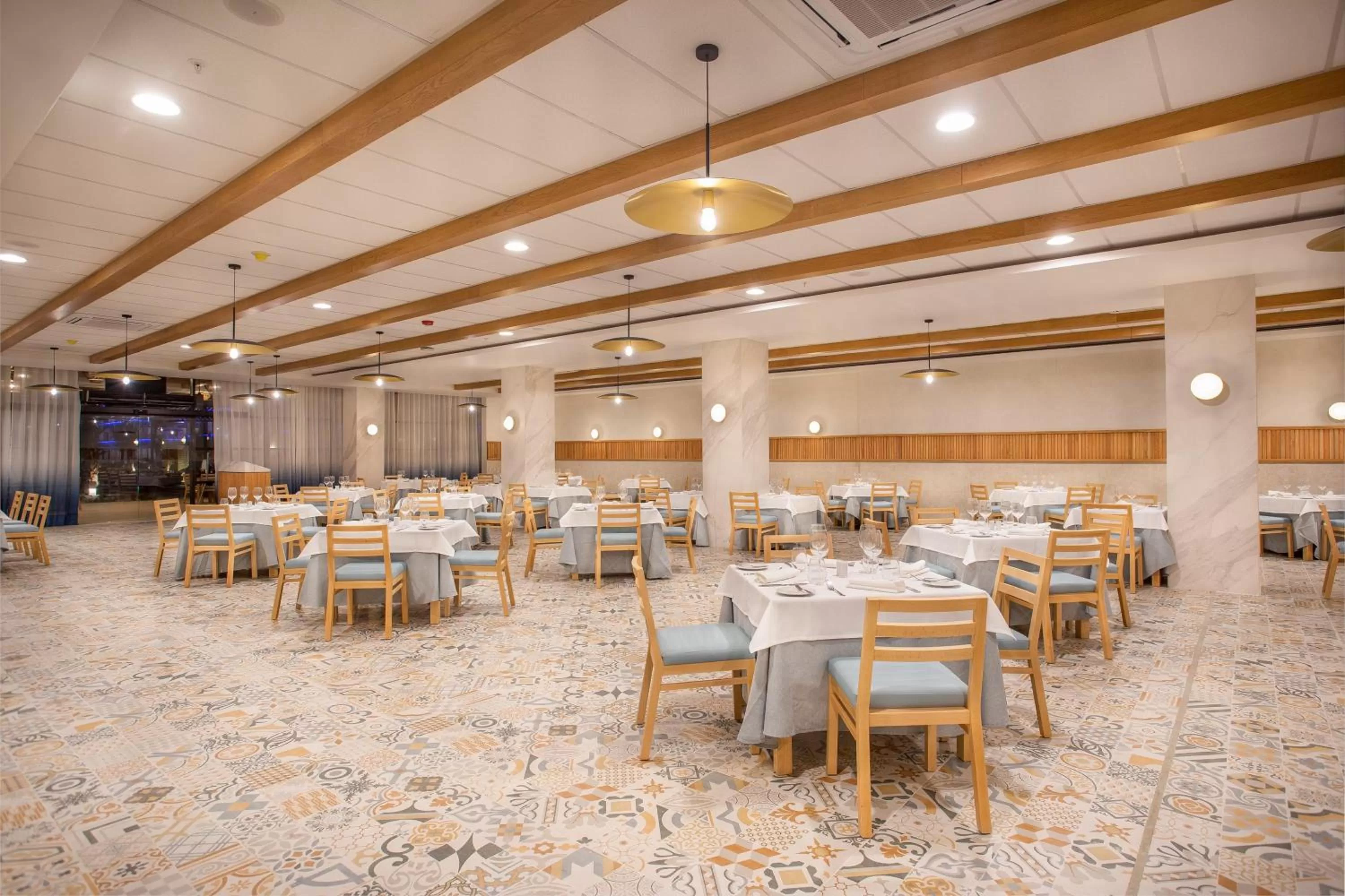 Restaurant/places to eat in Serenade Punta Cana Beach & Spa Resort