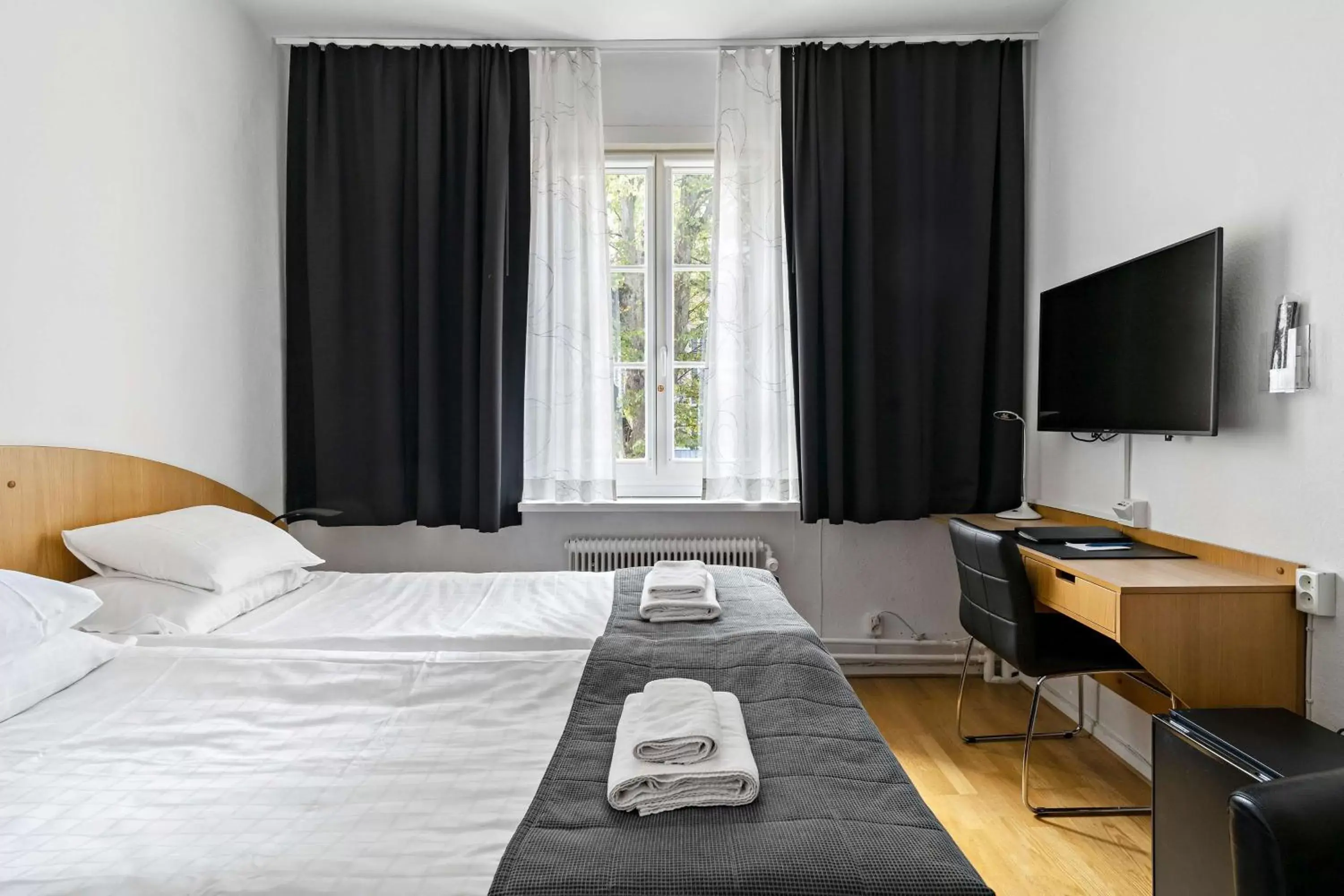 Bedroom, Bed in Best Western Hotel Anno 1937 Bedroom, Bed in Best Western Hotel Anno 1937