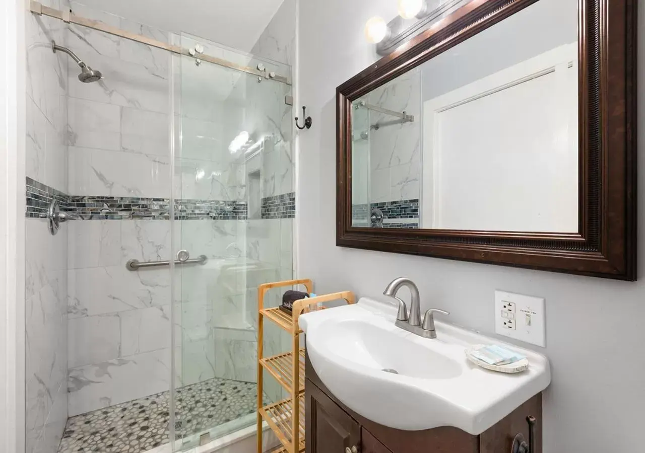 Bathroom in The Grand Guesthouse