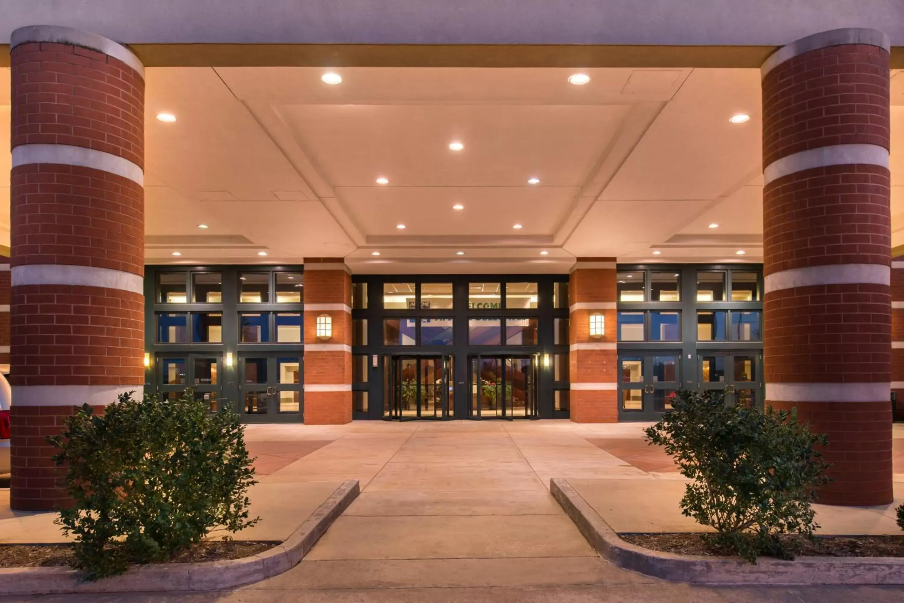 Property building in Crowne Plaza Springfield Convention Center by IHG Property building in Crowne Plaza Springfield Convention Center by IHG