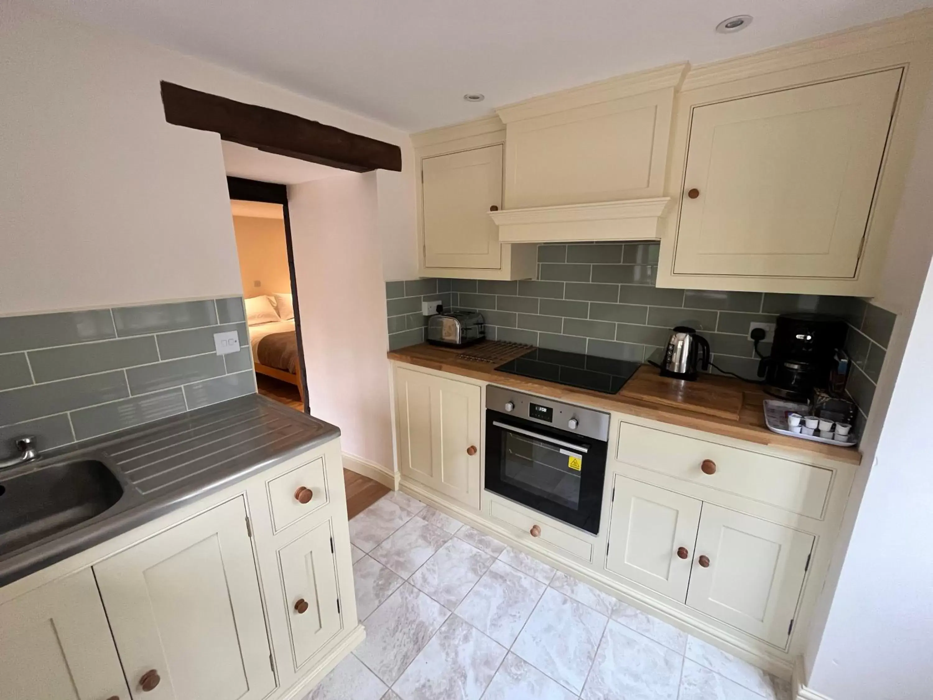 Kitchen or kitchenette, Kitchen/Kitchenette in Swan House Tea Room and Bed & Breakfast