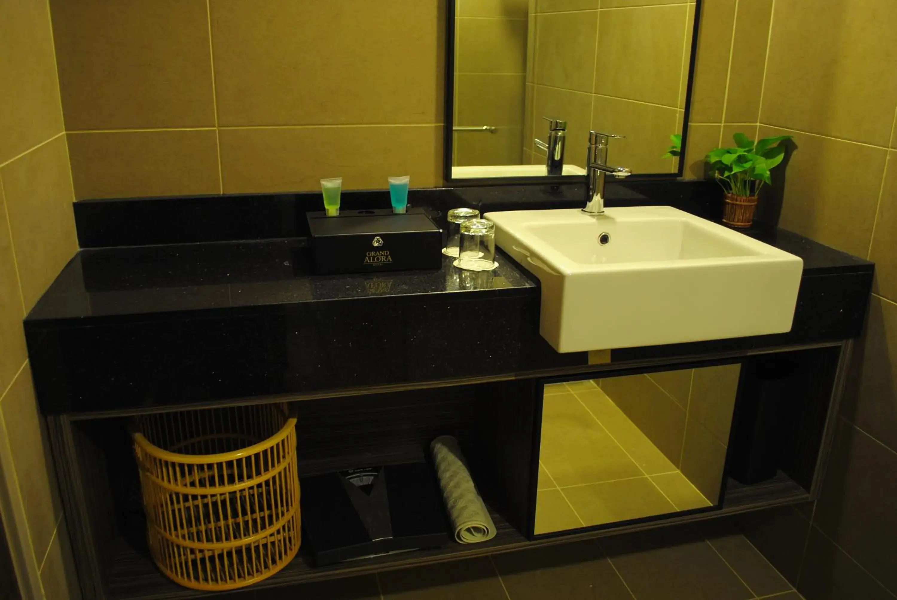 Bathroom in Grand Alora Hotel