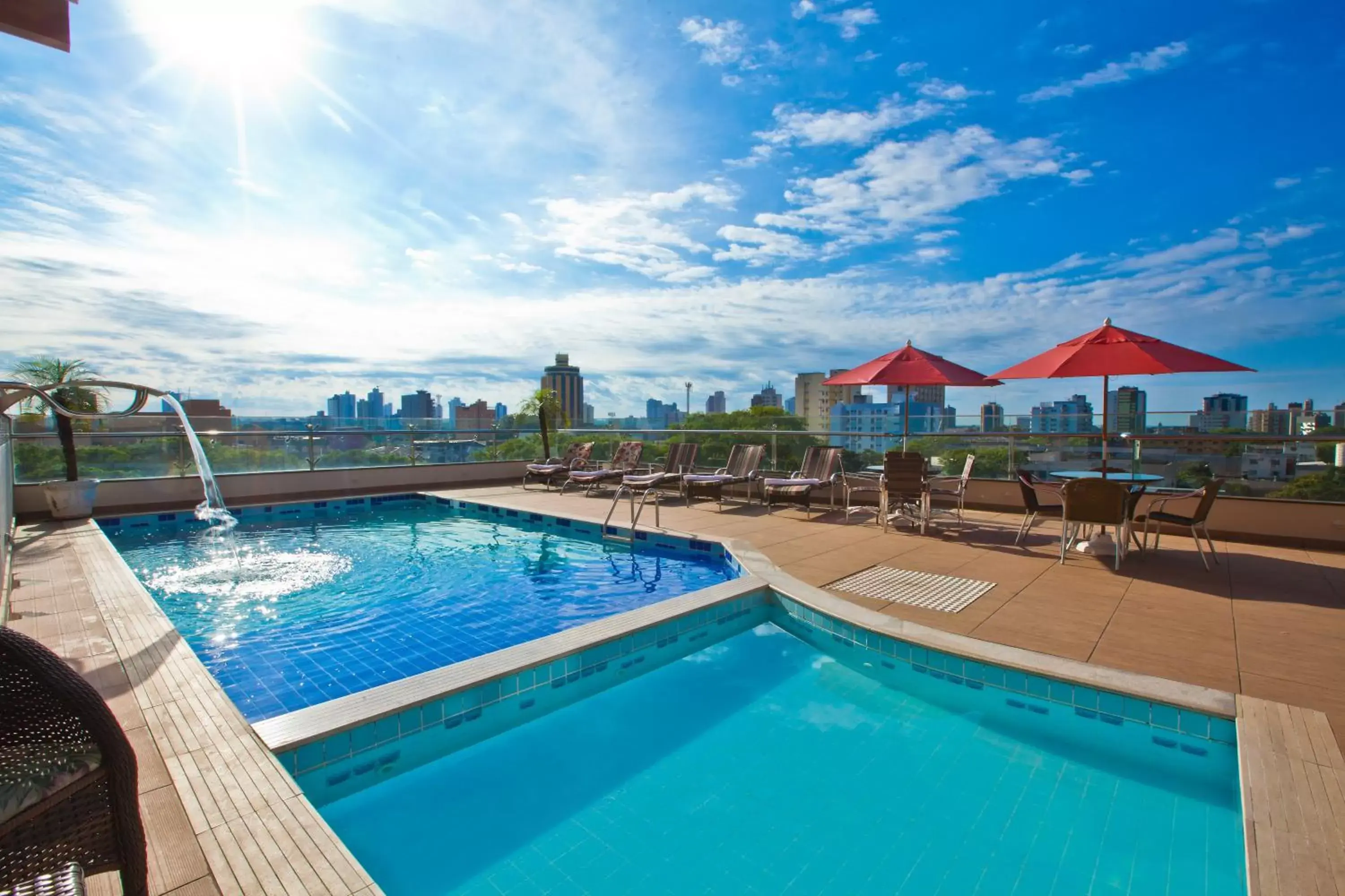 Spring, Swimming Pool in Del Rey Quality Hotel