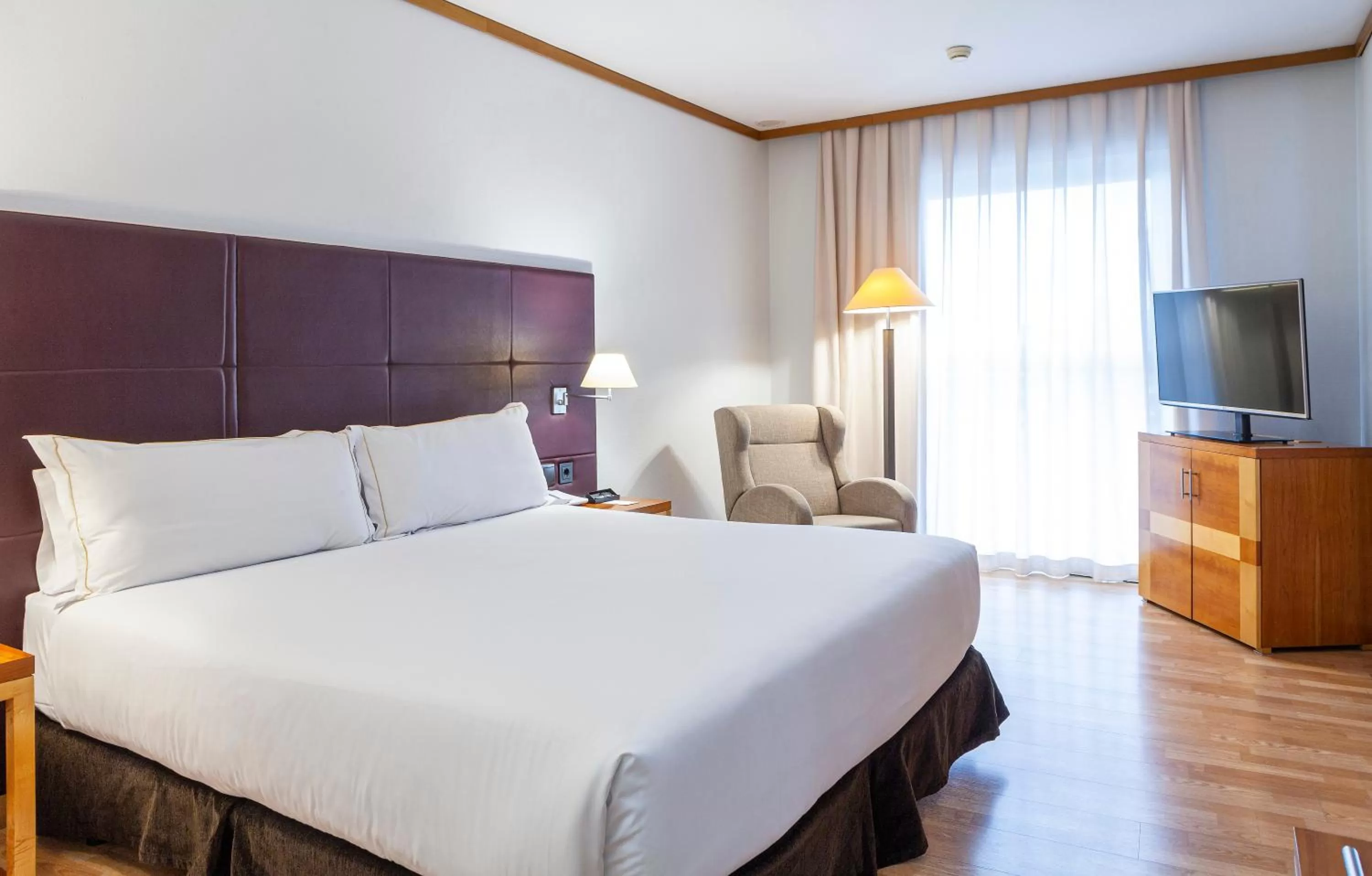 Bed in Senator Parque Central