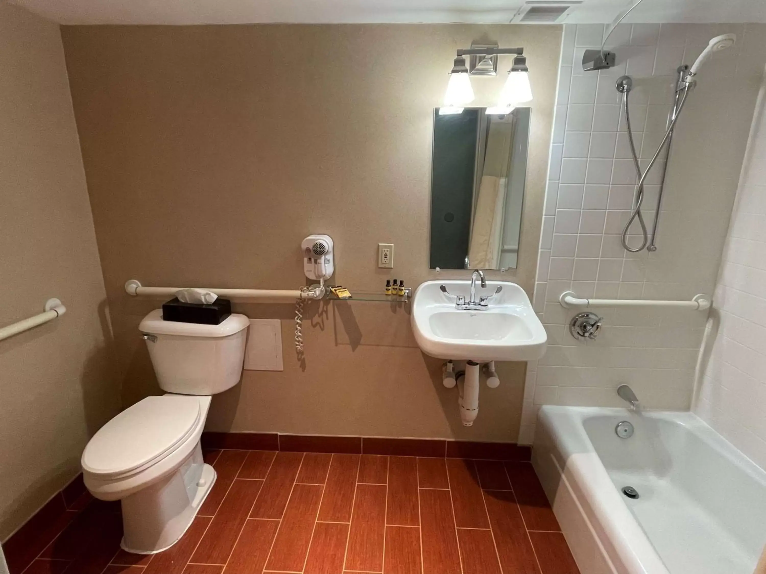 Bathroom in Best Western Plus Waterville Grand Hotel