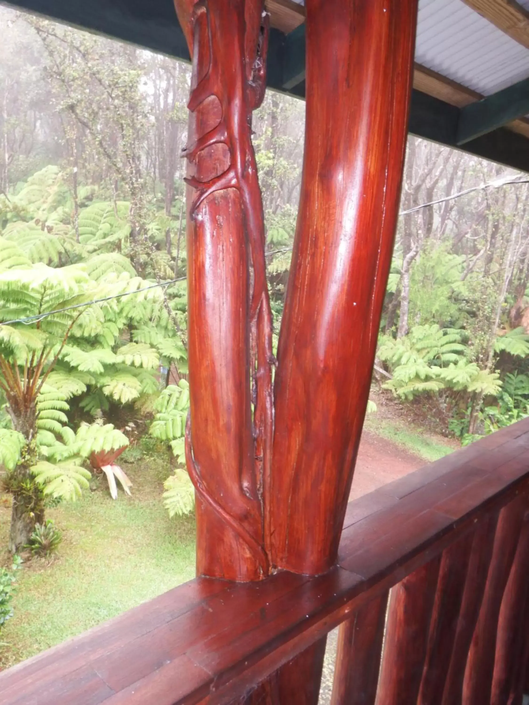 Patio in Aloha Crater Lodge