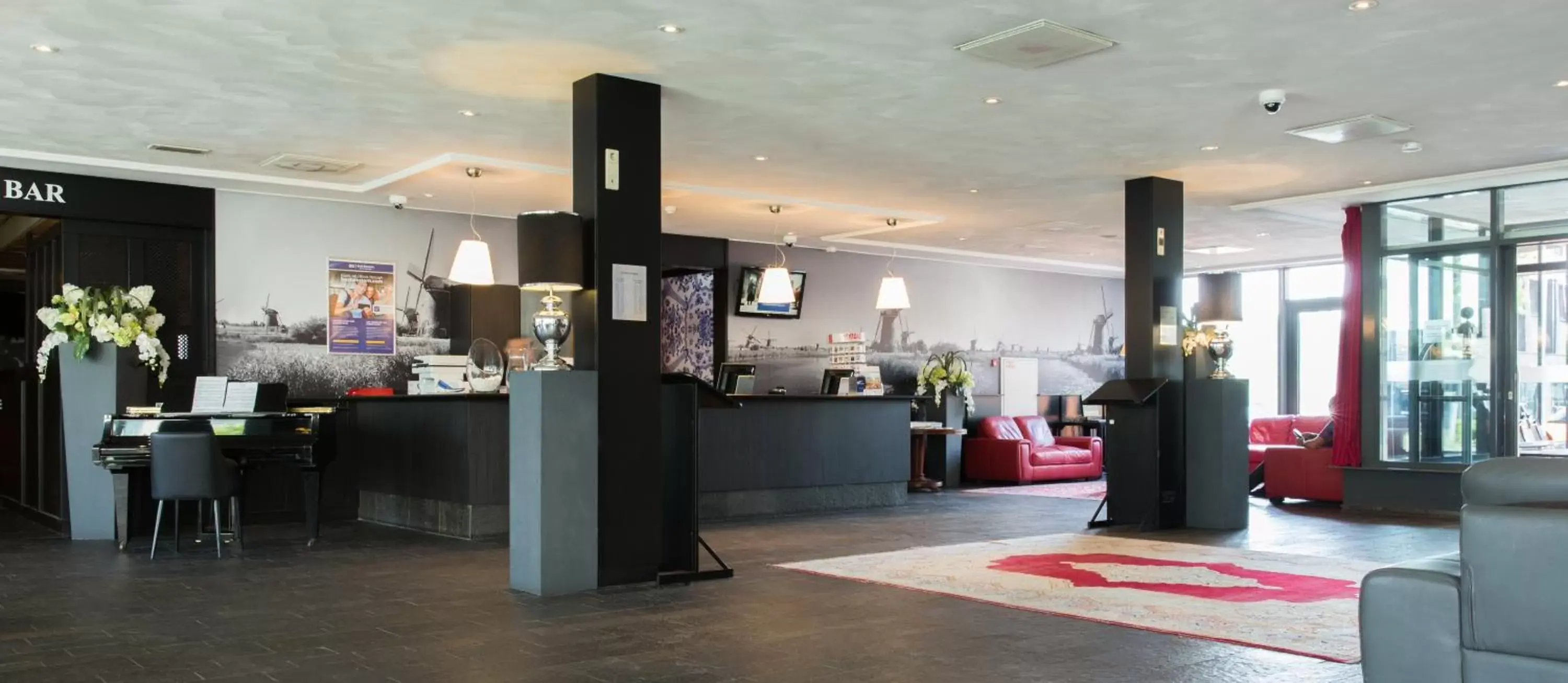 Lobby or reception in Best Western Plus Amsterdam Airport Hotel