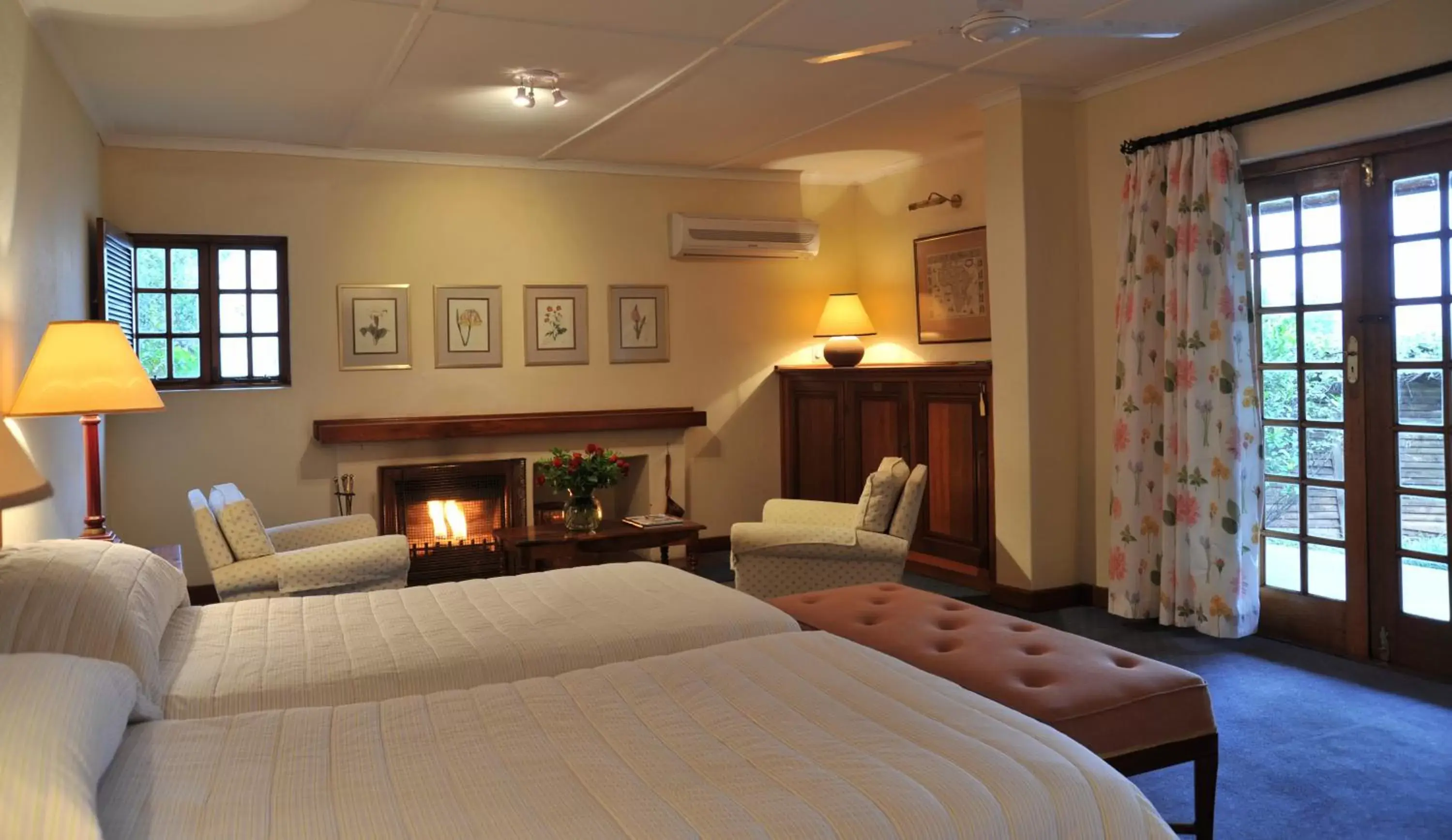 Bed in Coach House Hotel & SPA Tzaneen