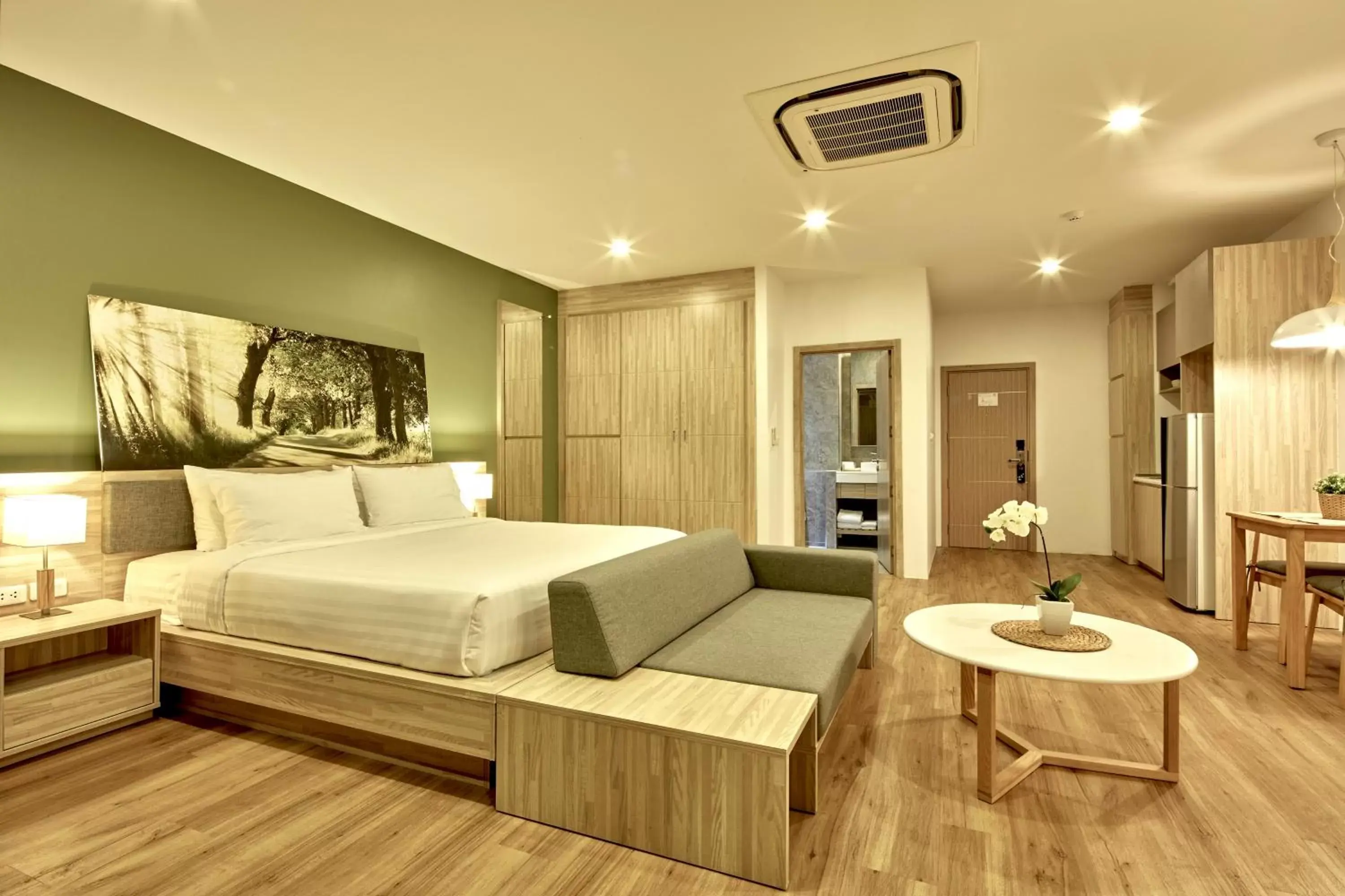 Bedroom in Serenity Hotel and Spa Kabinburi